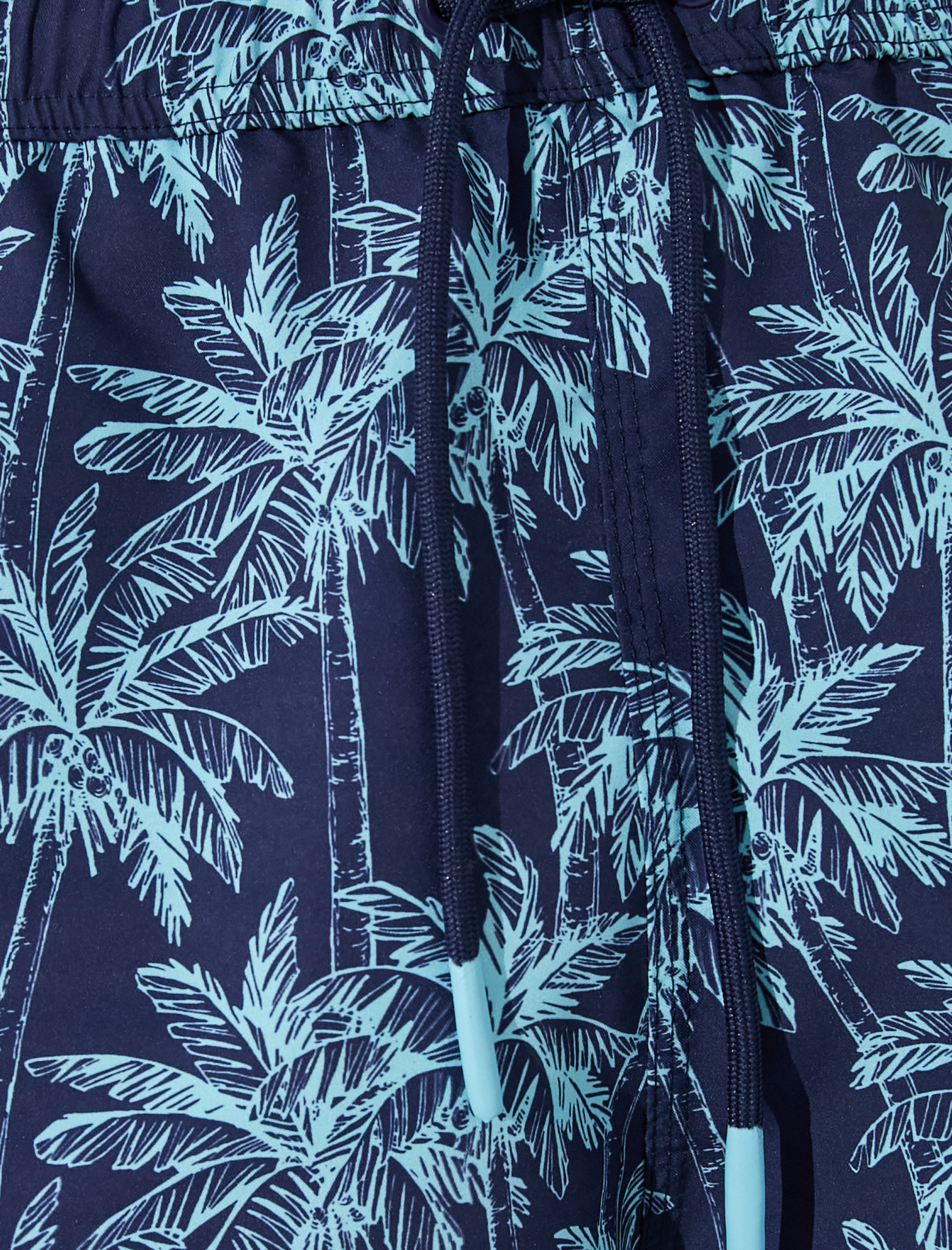   Deniz Şortu Palmiye Baskılı Beli Bağcıklı Cepli