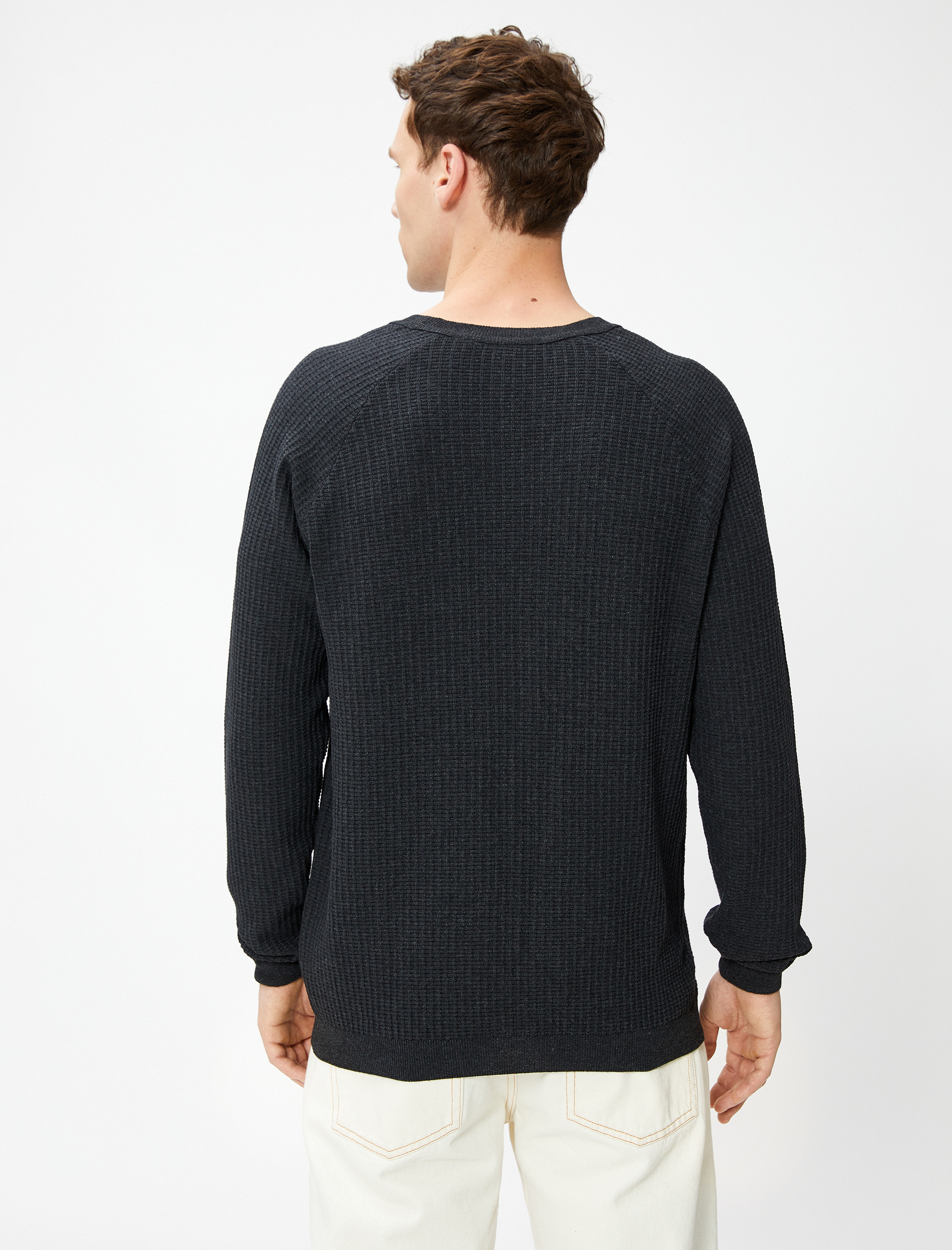   Basic Triko Kazak Bisiklet Yaka Dar Kesim Dokulu