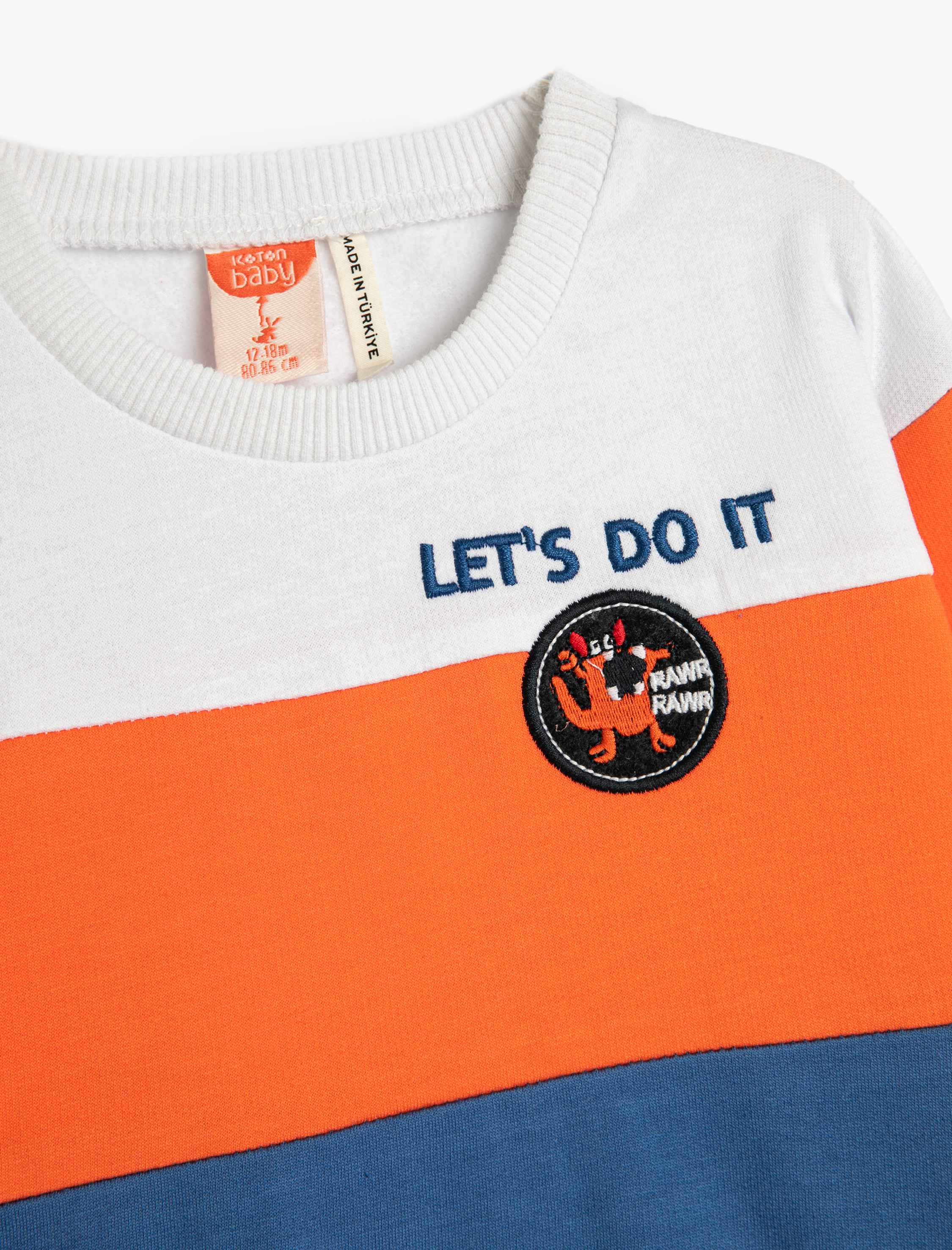  Erkek Bebek Sweatshirt Renk Bloklu Bisiklet Yaka Şardonlu Aplike Detaylı Pamuklu