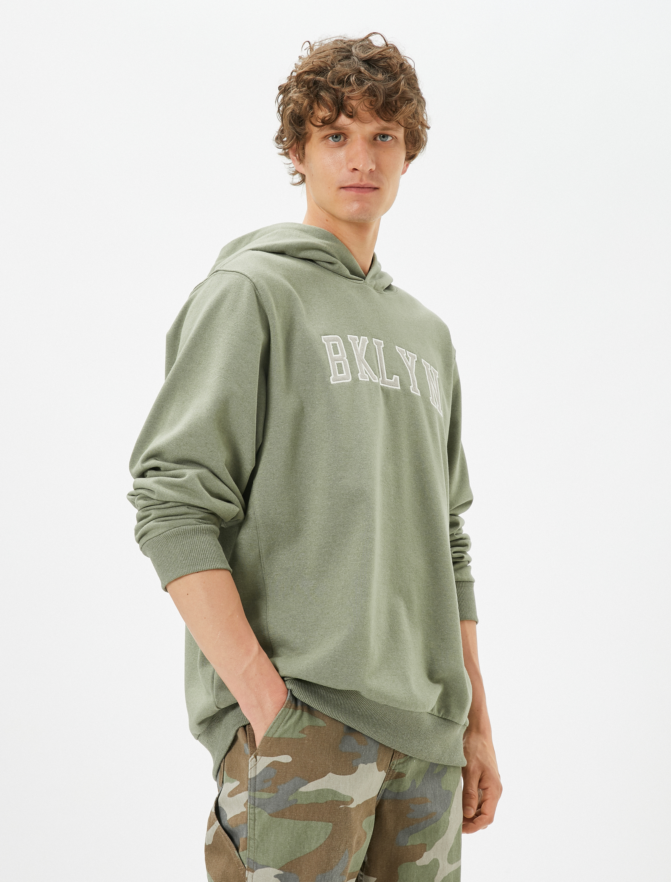   Kapşonlu Kolej Sweat Slogan İşlemeli Uzun Kollu