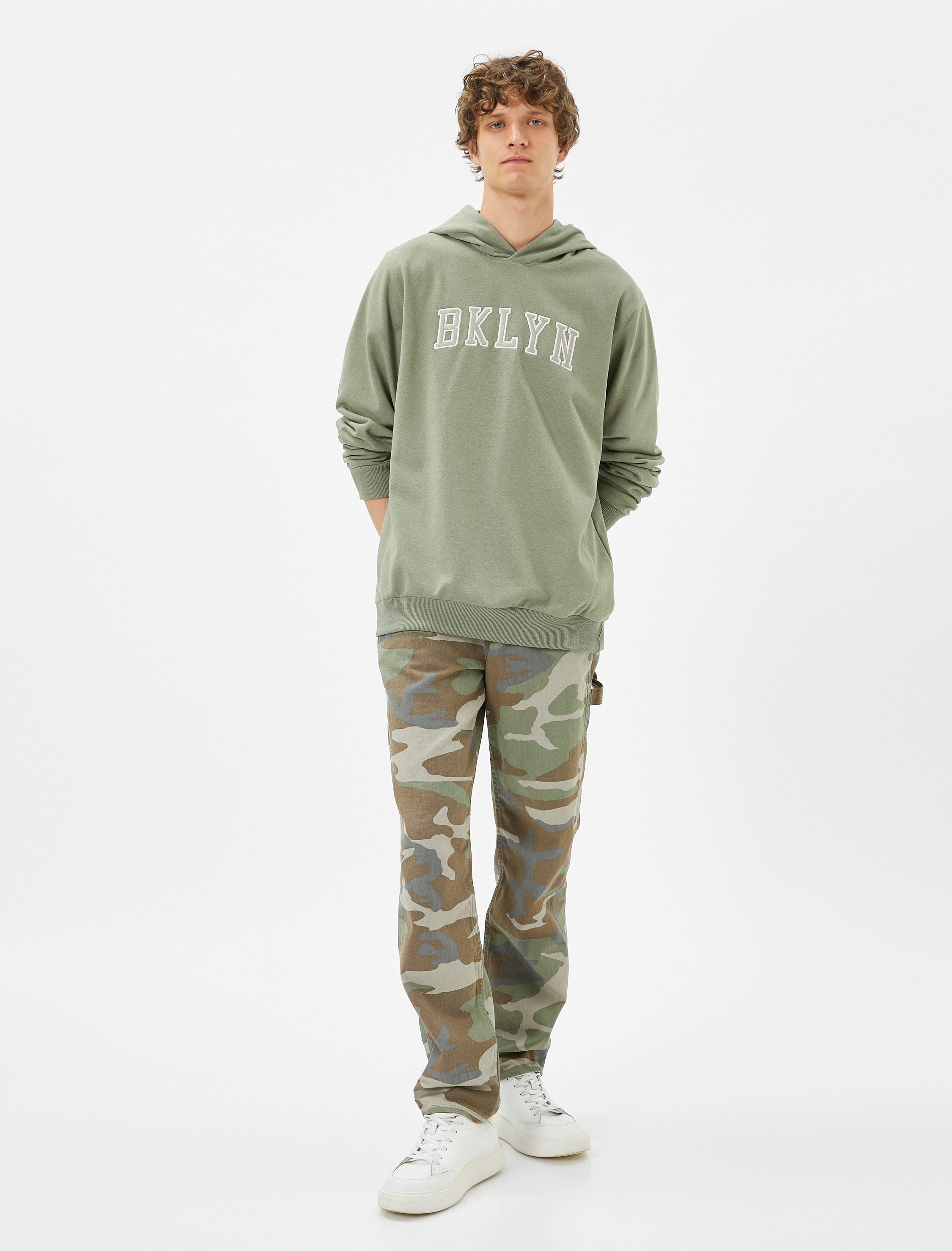   Kapşonlu Kolej Sweat Slogan İşlemeli Uzun Kollu