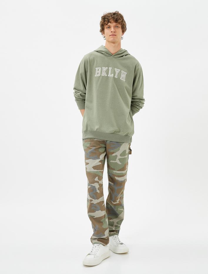  Kapşonlu Kolej Sweat Slogan İşlemeli Uzun Kollu