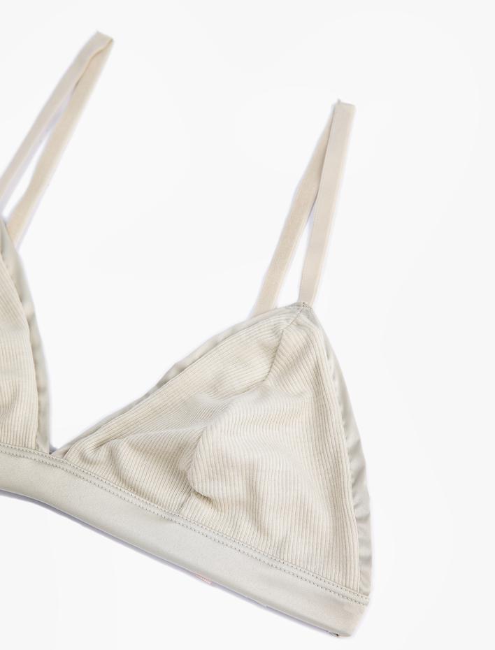  Dolgusuz Sütyen Desteksiz Balensiz Dokulu