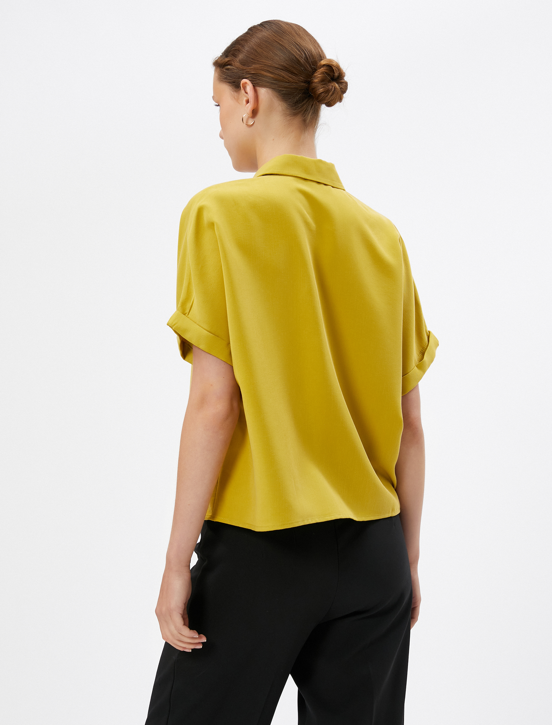   Kısa Kollu Gömlek Cepli Düğmeli Modal Karışımlı Klasik Yaka