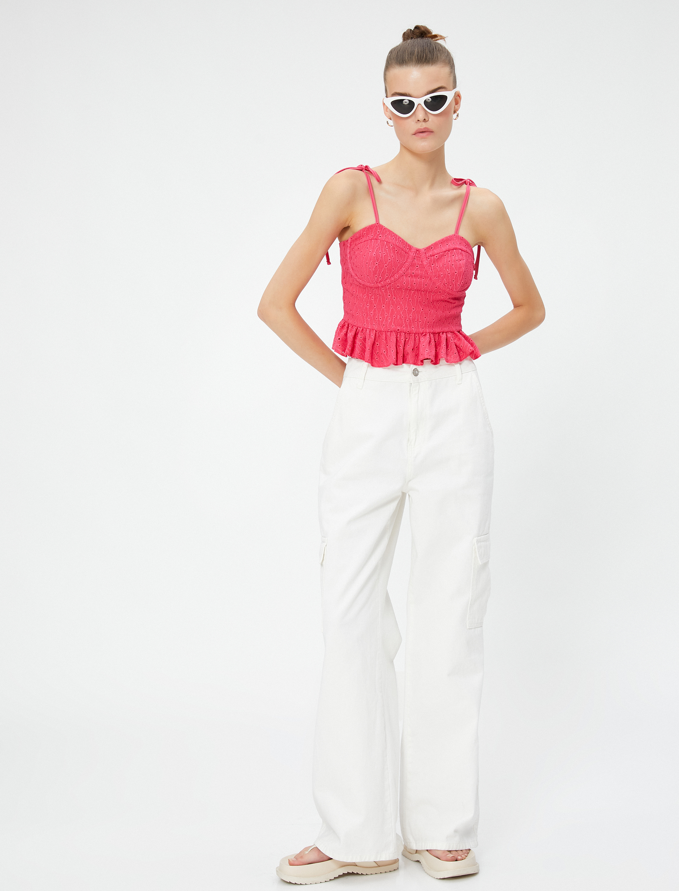   Askılı Atlet Balenli Fırfır Detaylı İşlemeli Slim Fit