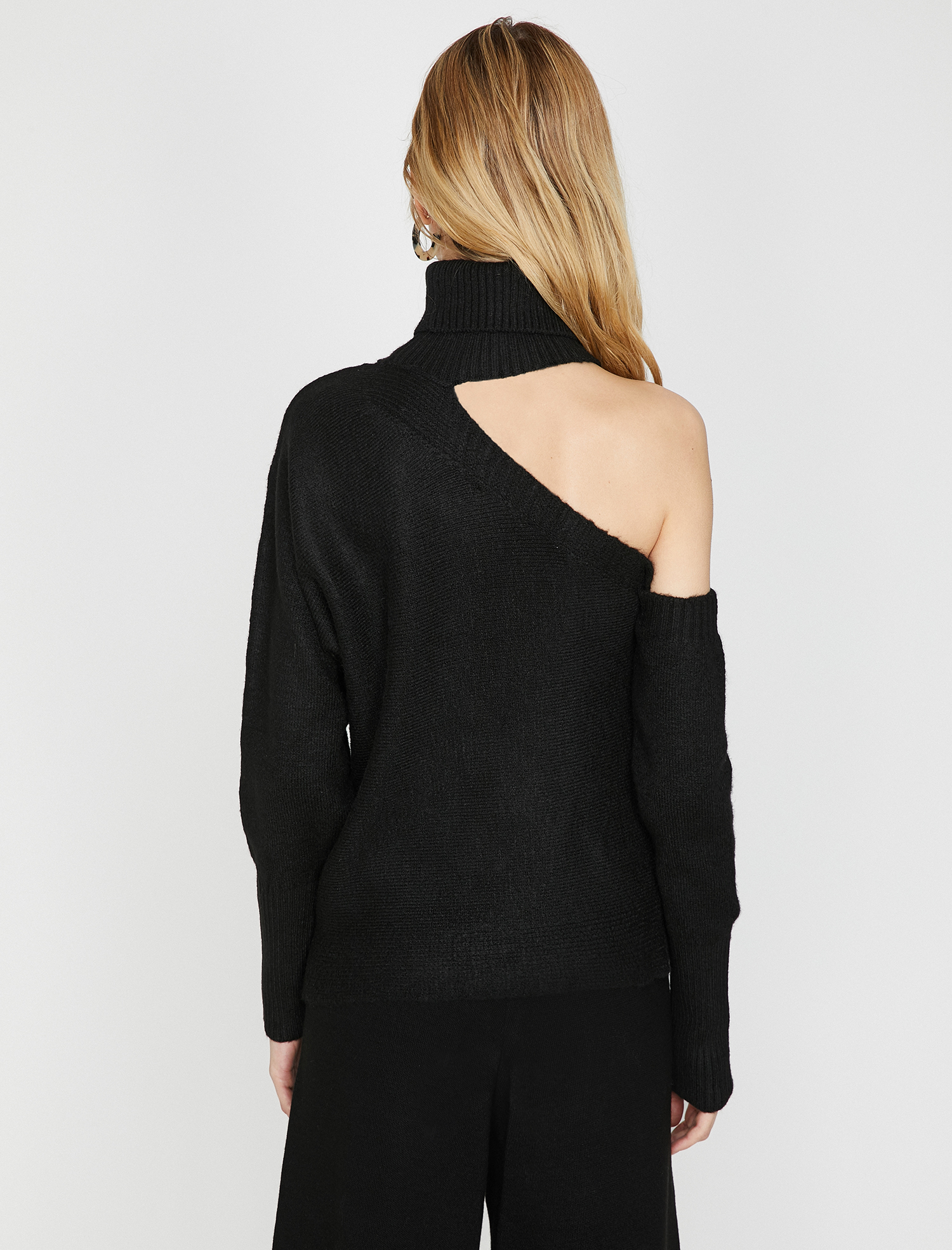   Düğme Detaylı Triko Kazak