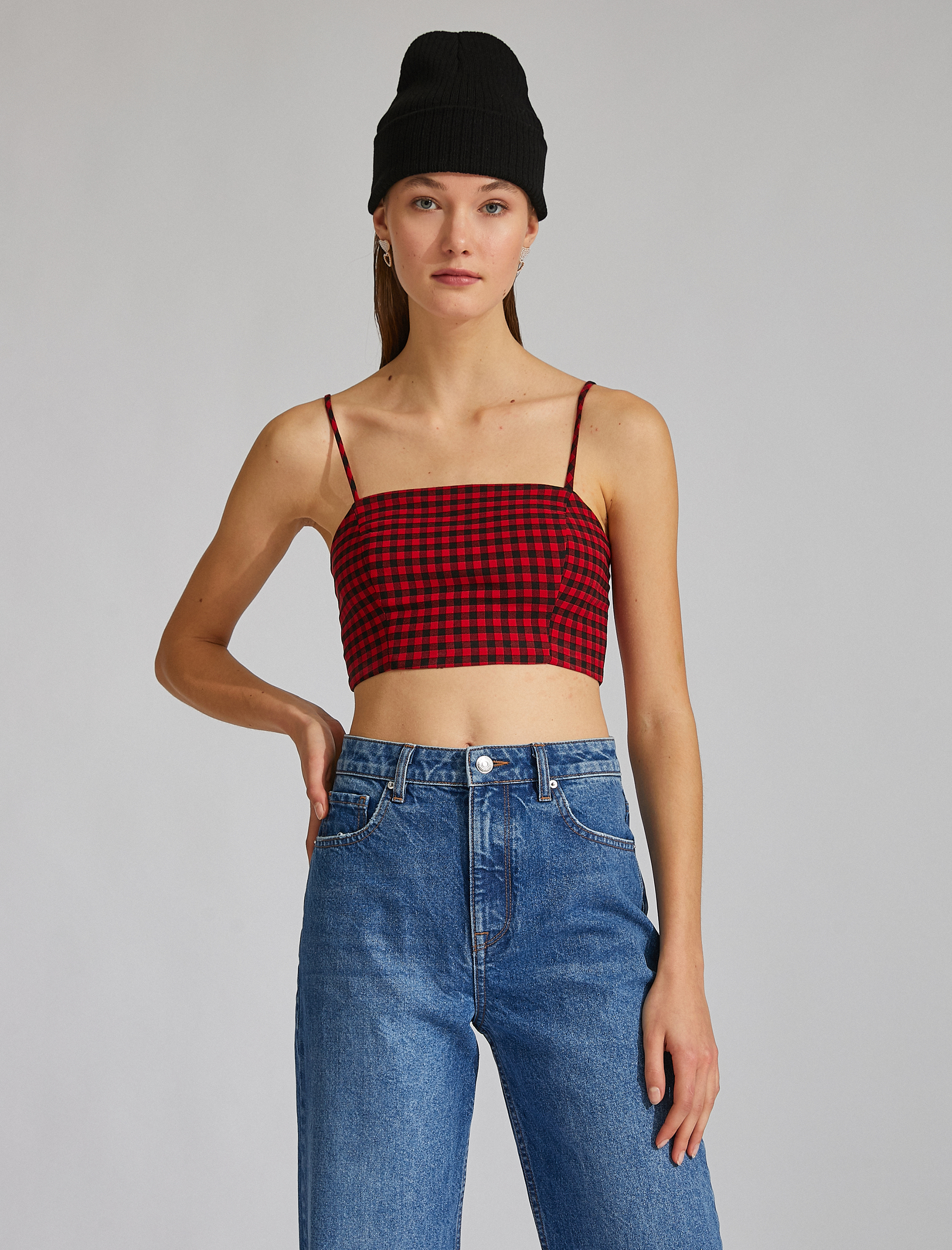   İnce Askılı Crop Top