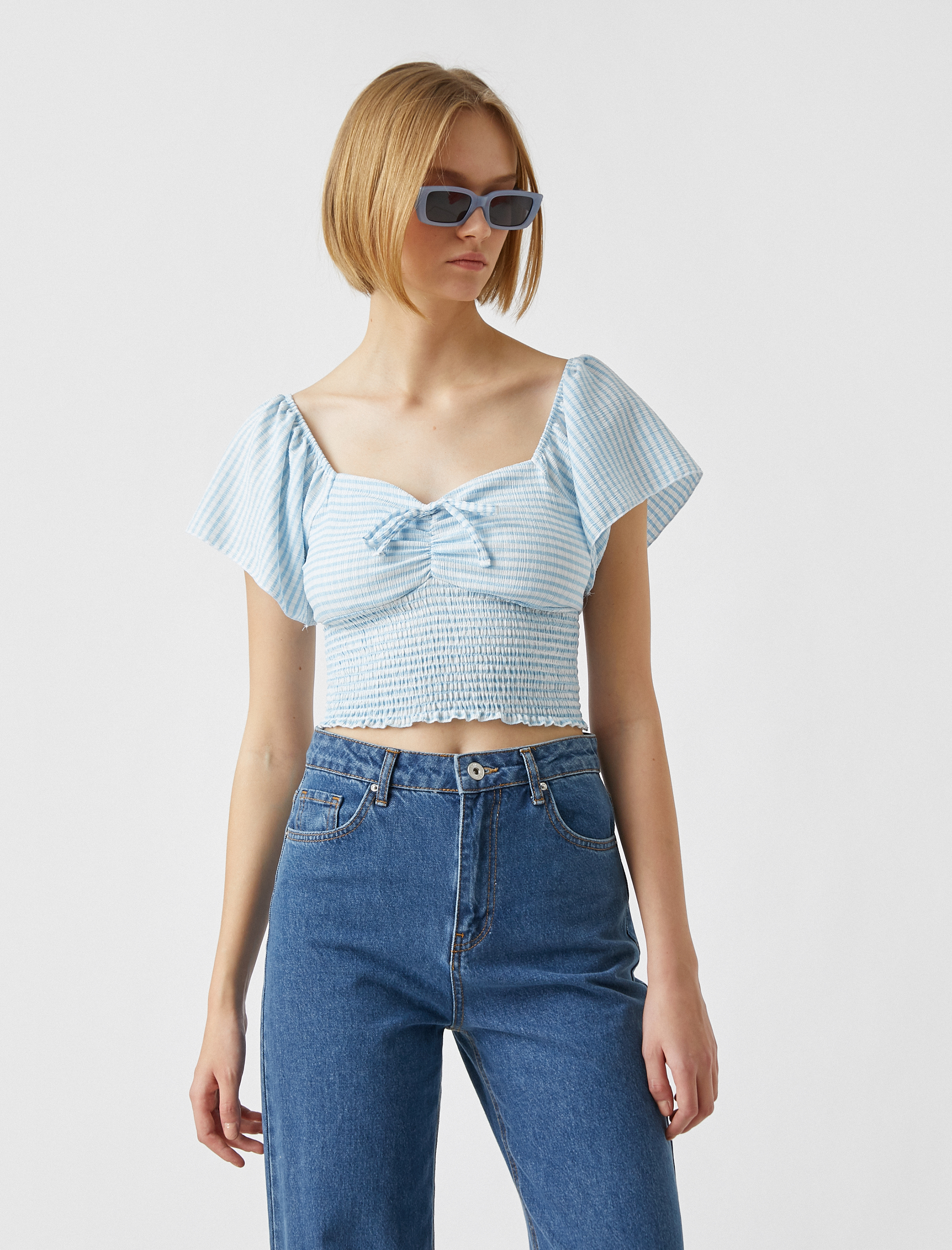   Kısa Kollu Çizgili Gipeli Bluz