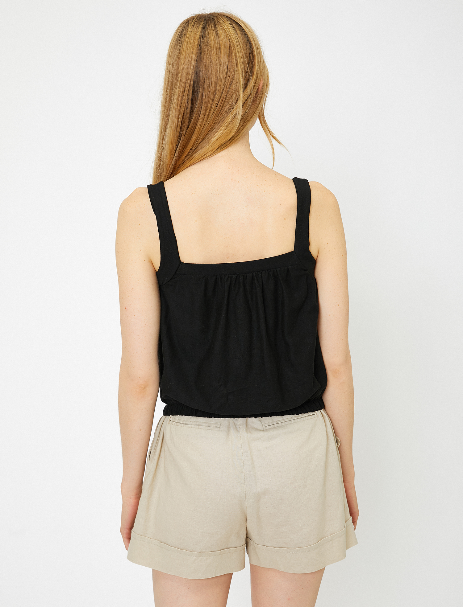   Düğme Detaylı Atlet