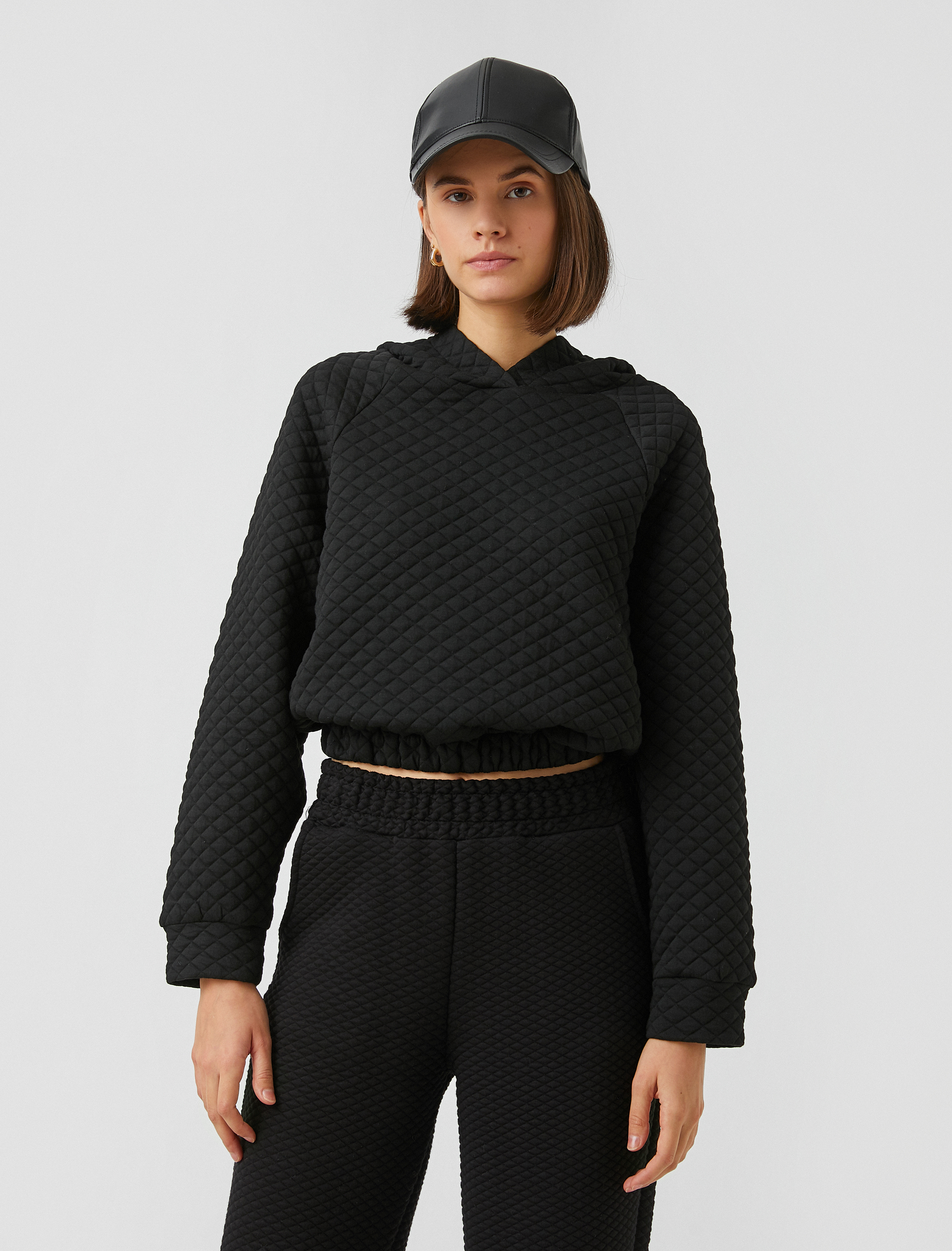   Kapüşonlu Kapitone Sweatshirt