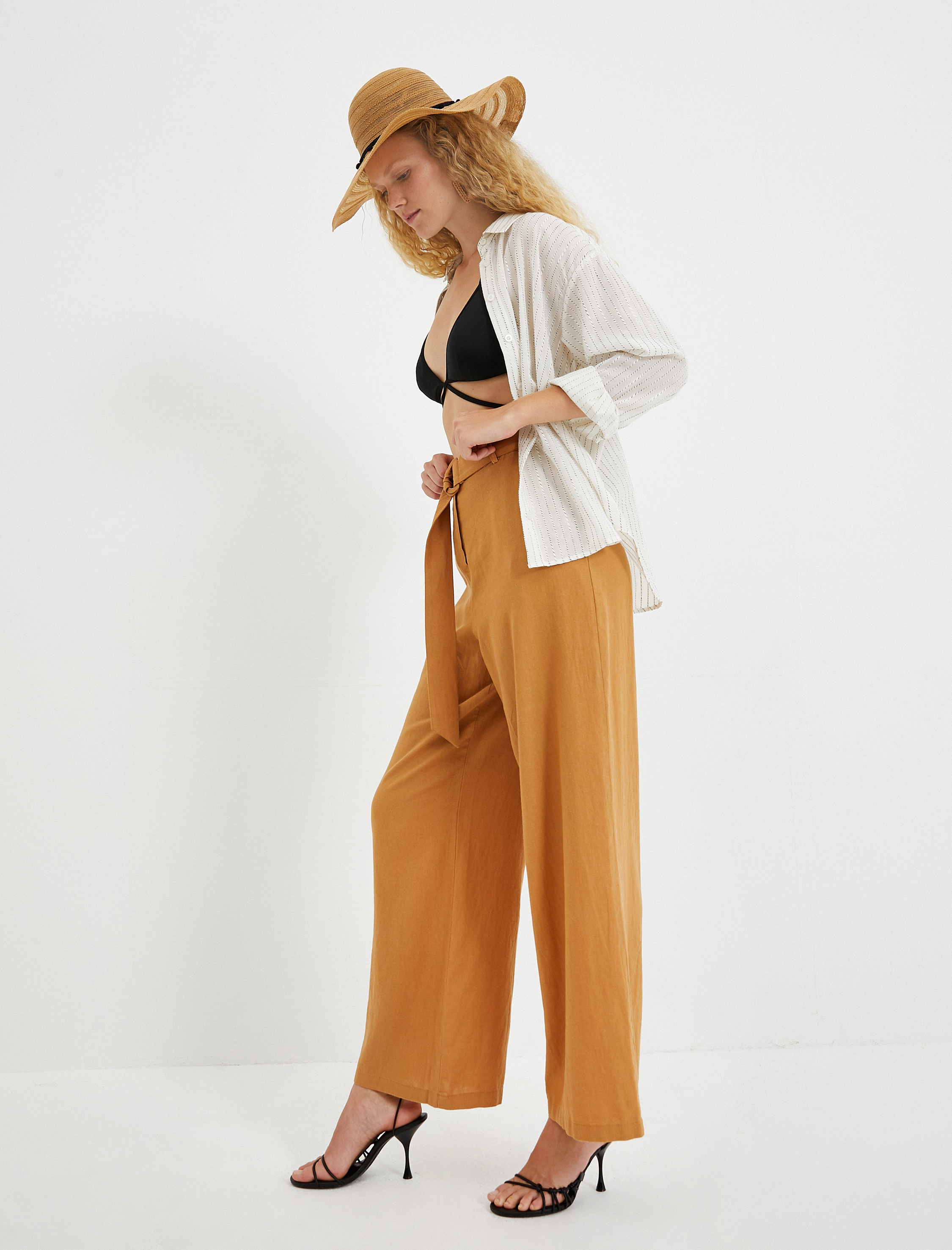   Bol Paça Pantolon Kemerli Keten Karışımlı