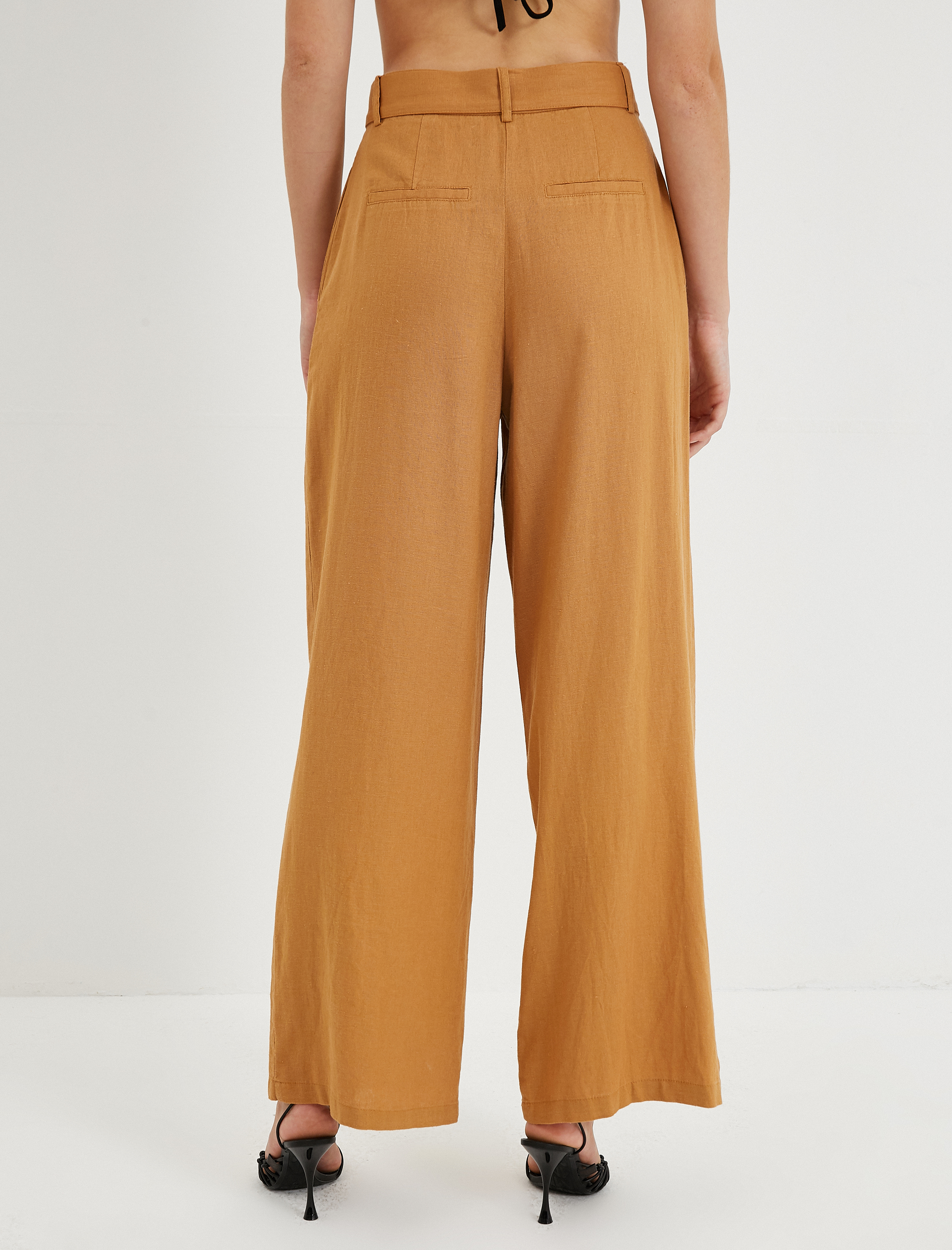   Bol Paça Pantolon Kemerli Keten Karışımlı