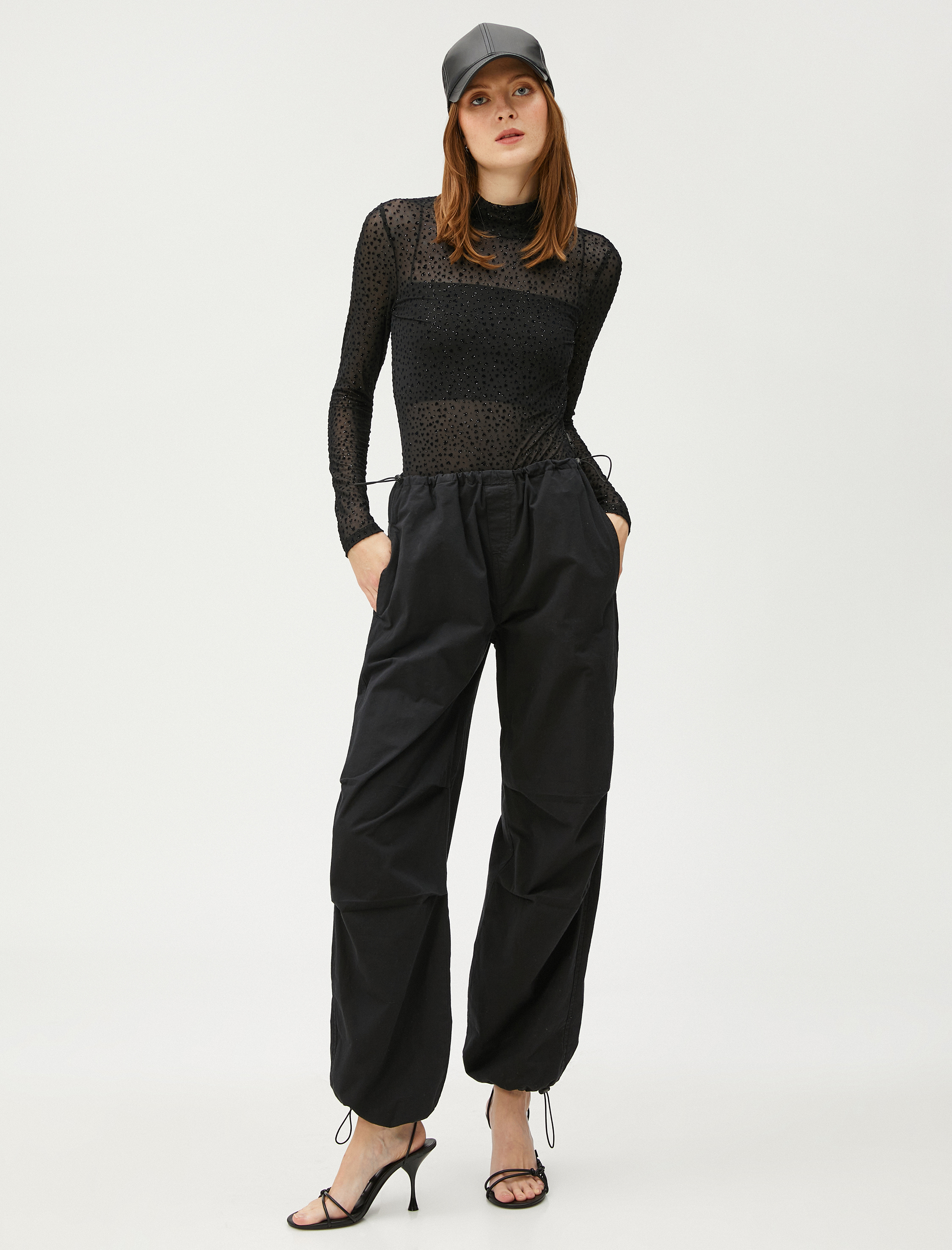   Transparan Bluz Uzun Kollu Simli Kalpli