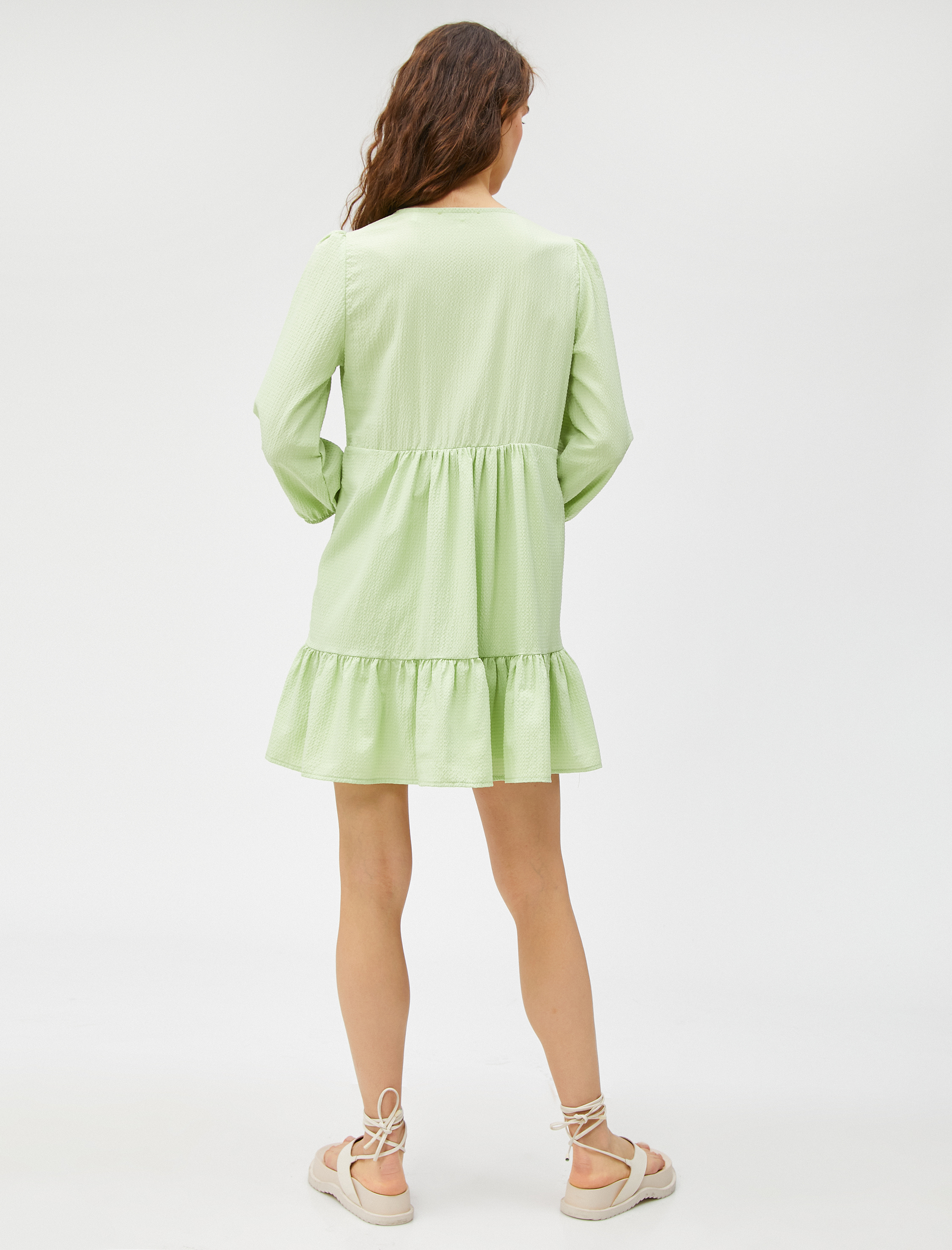   Uzun Kollu Elbise Bağlama Detaylı Volanlı Viskon Karışımlı Fiyonk Detaylı