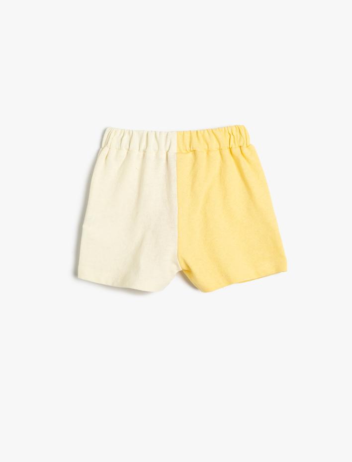 Erkek Bebek Şort Beli Bağlamalı Lastikli Renk Kontrastlı Cepli Pamuklu Baskı Detaylı