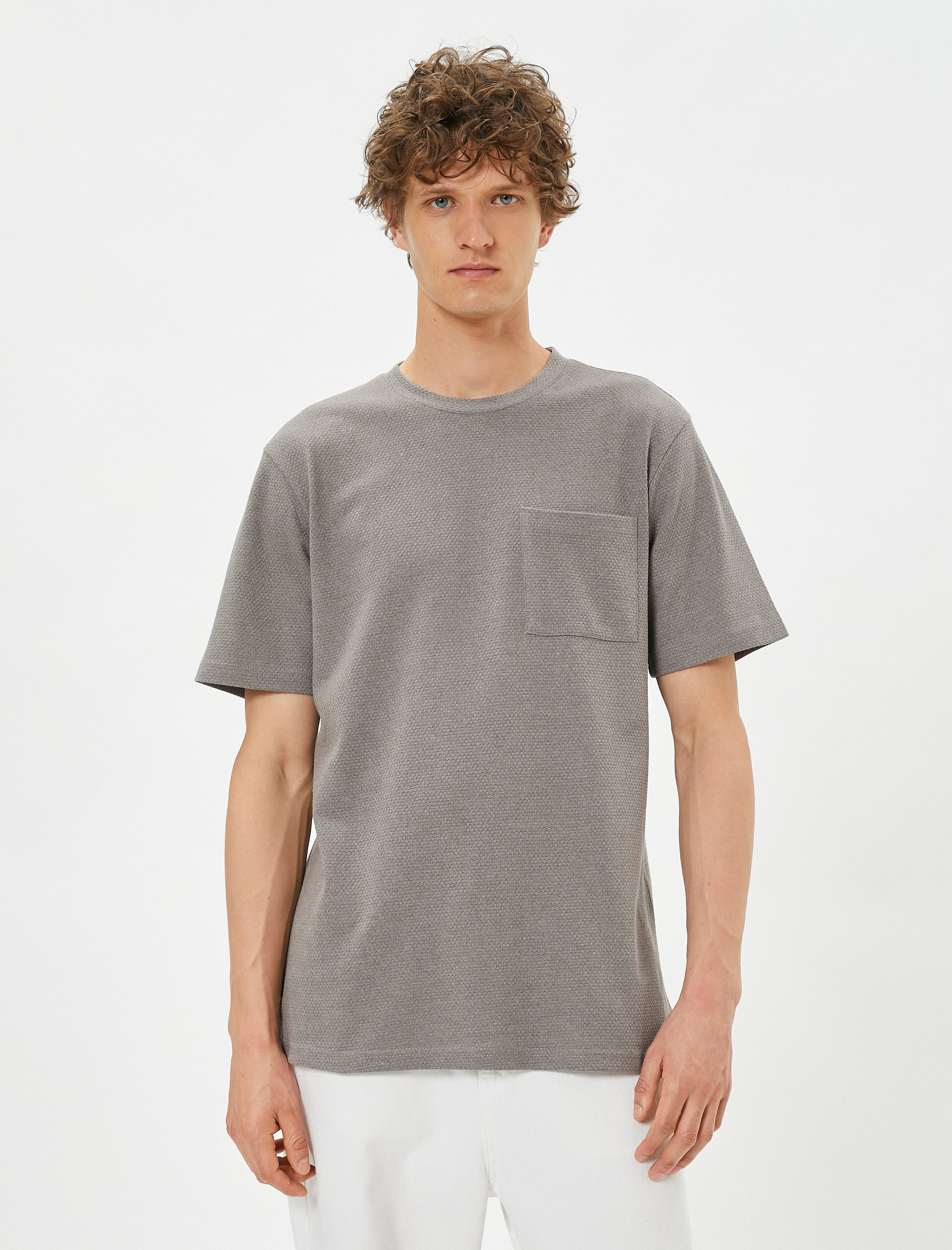   Basic Tişört Cep Detaylı Dokulu Kısa Kollu Bisiklet Yaka