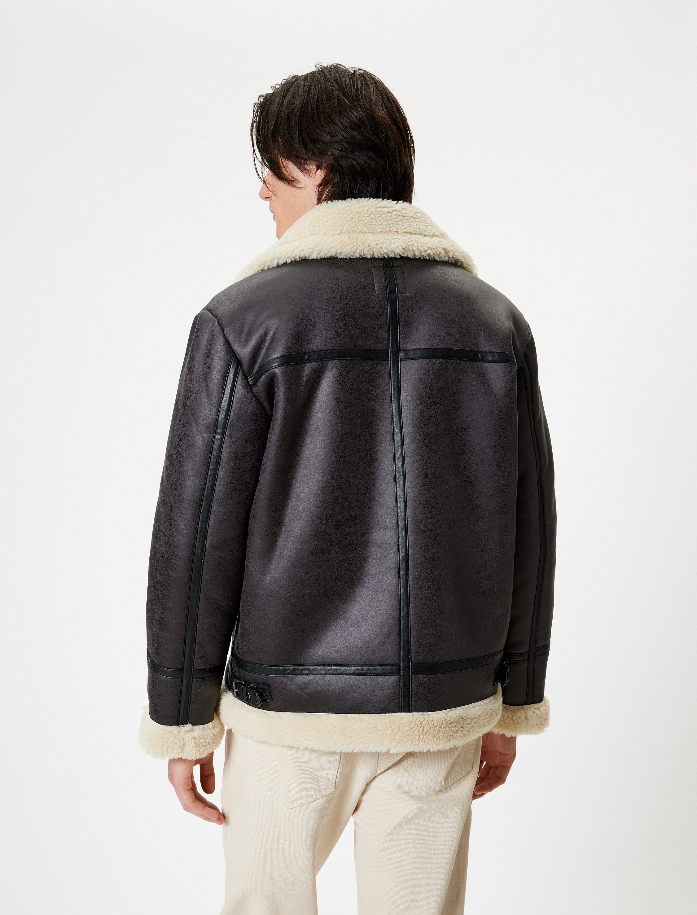   Peluş Yaka Detaylı Fermuarlı Suni Deri Ceket