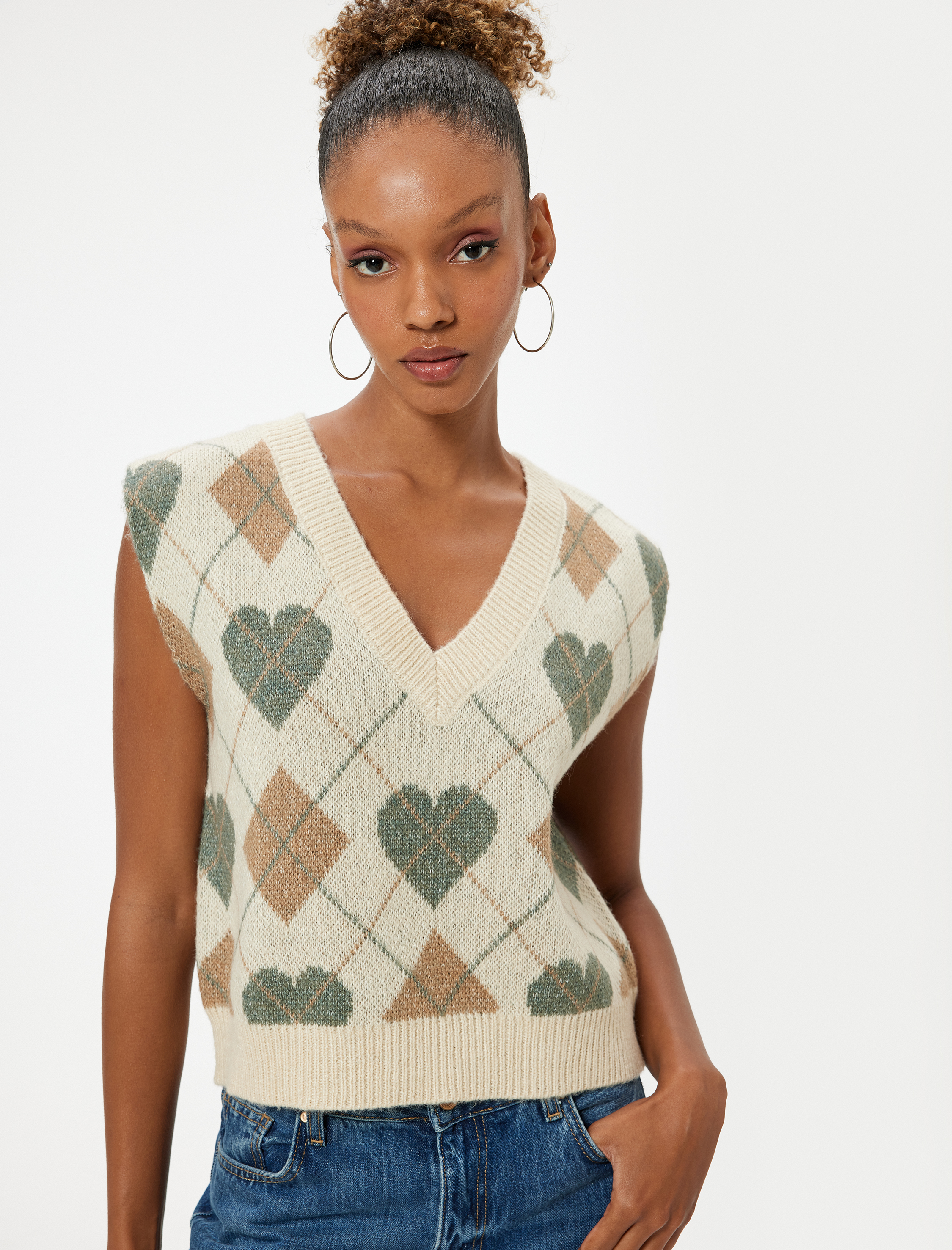   Kolsuz Süveter Kalp Desenli V Yaka