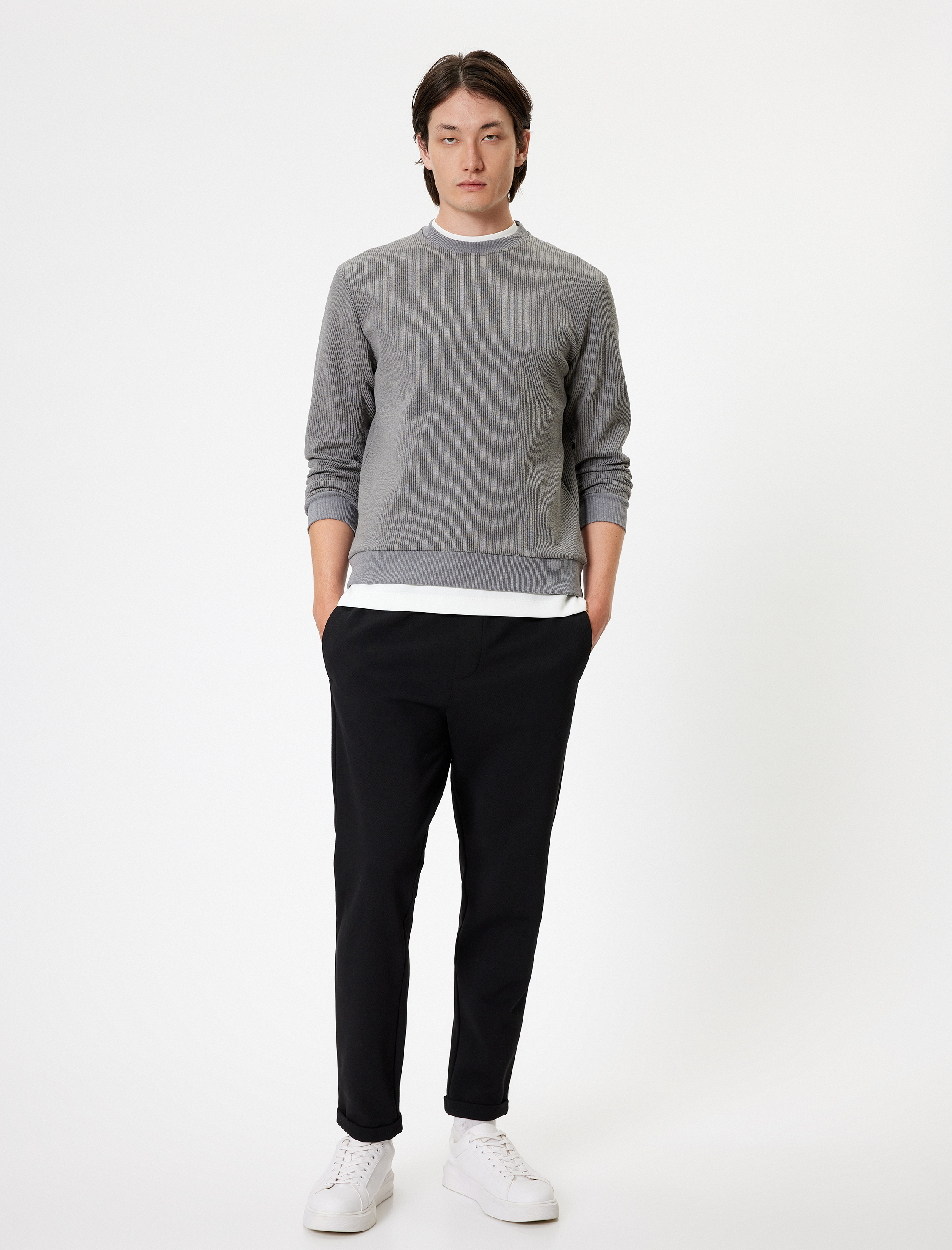   Bisiklet Yaka Dokulu Pamuk Karışımlı Uzun Kollu Basic Sweatshirt