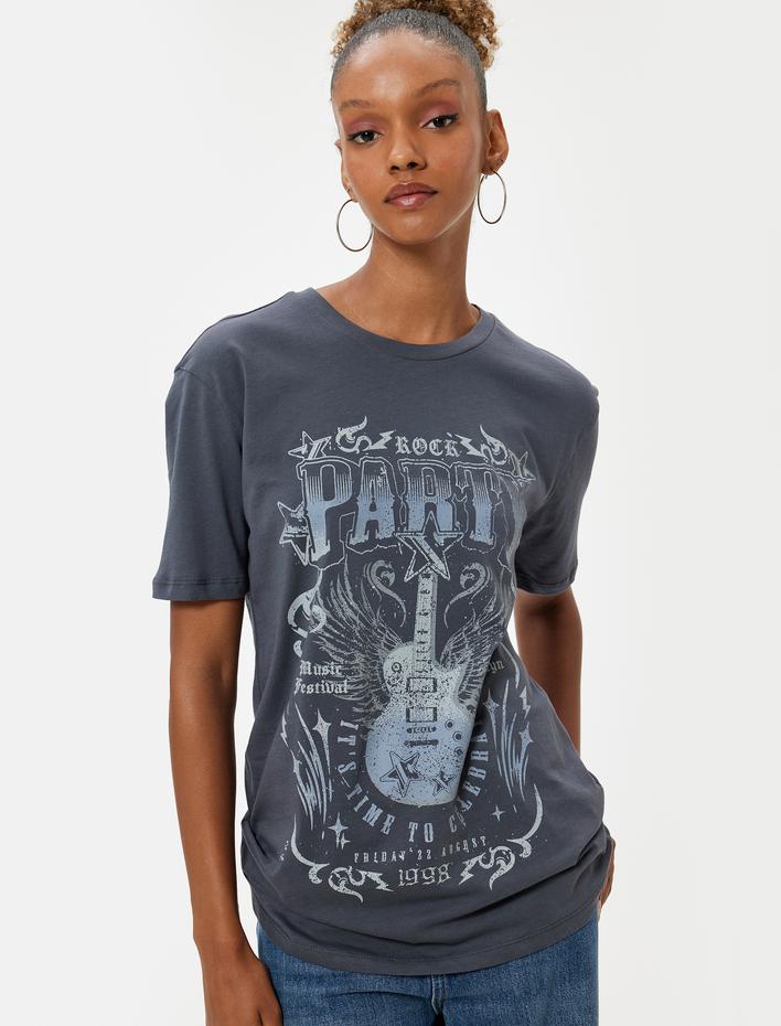  Slogan Baskılı Tişört Bisiklet Yaka Kısa Kollu Pamuklu