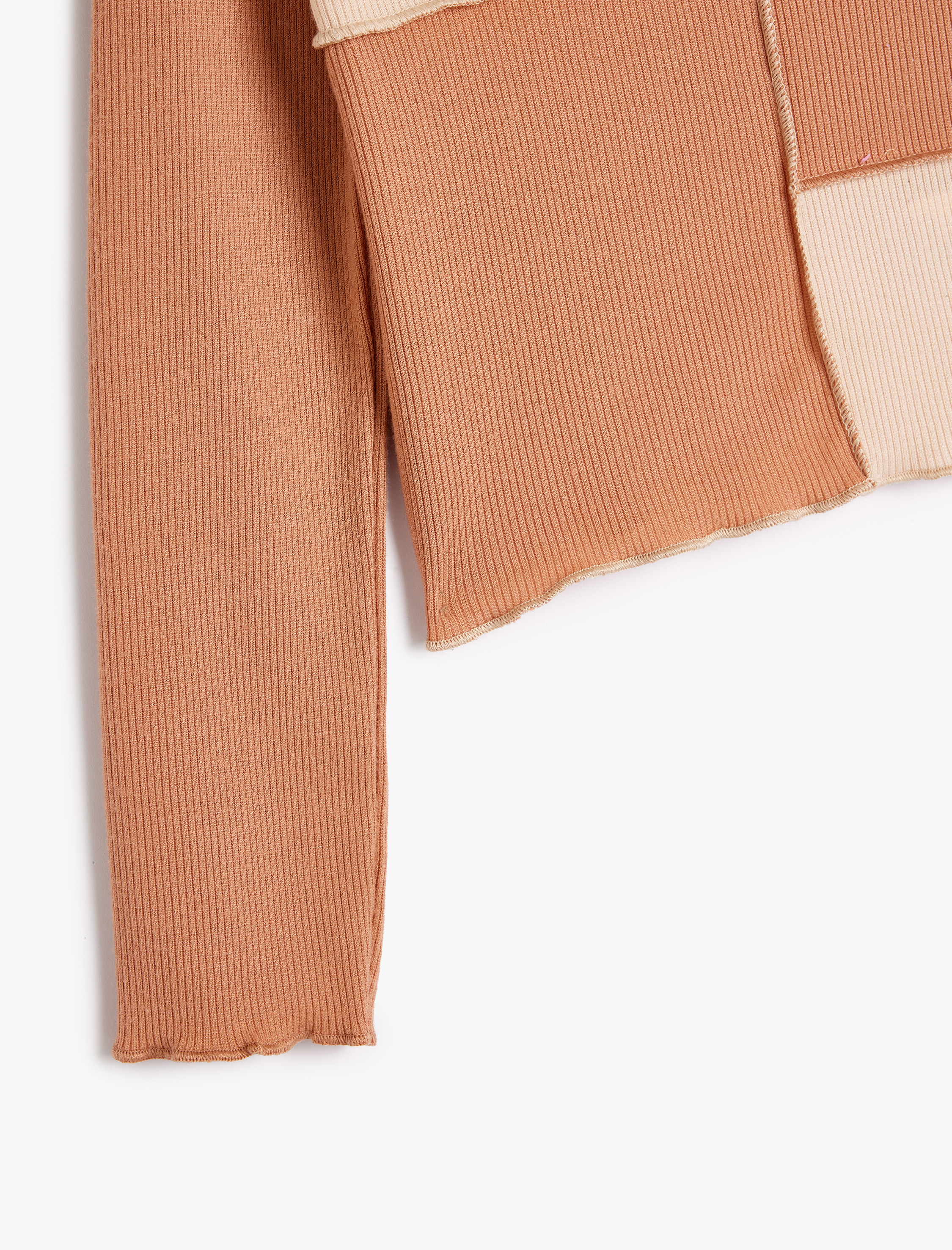  Kız Çocuk Uzun Kollu Parçalı Renk Bloklu Dar Kesim Tişört