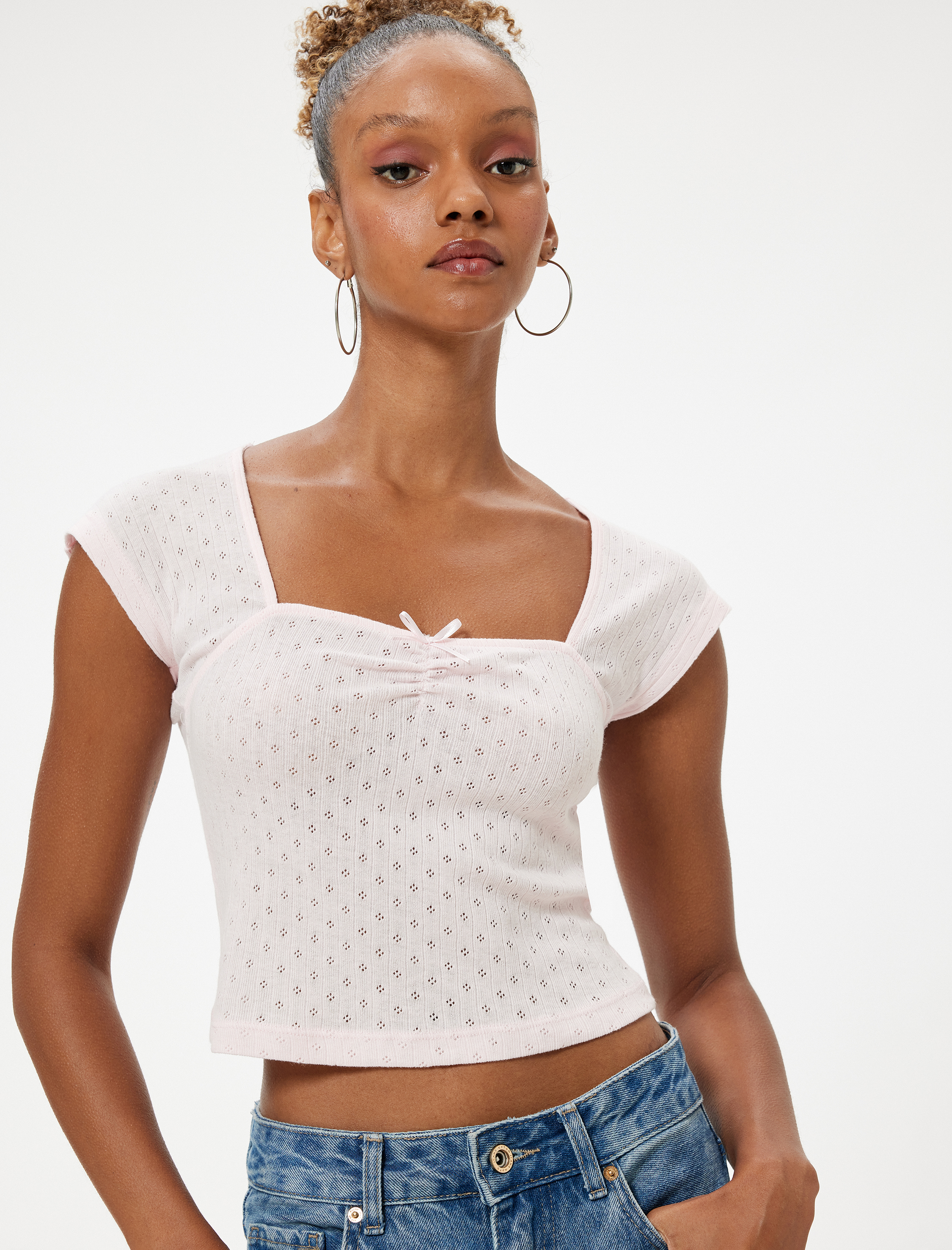 Kap Kol Tişört Fiyonk Detaylı Kare Yaka Slim Fit