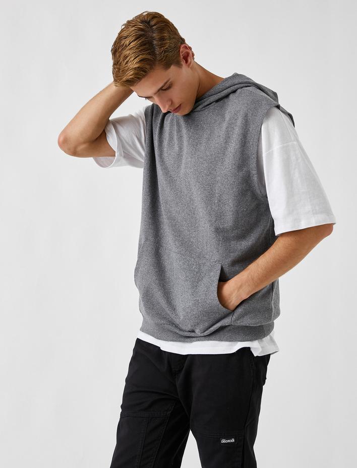  Kapşonlu Kolsuz Sweatshirt