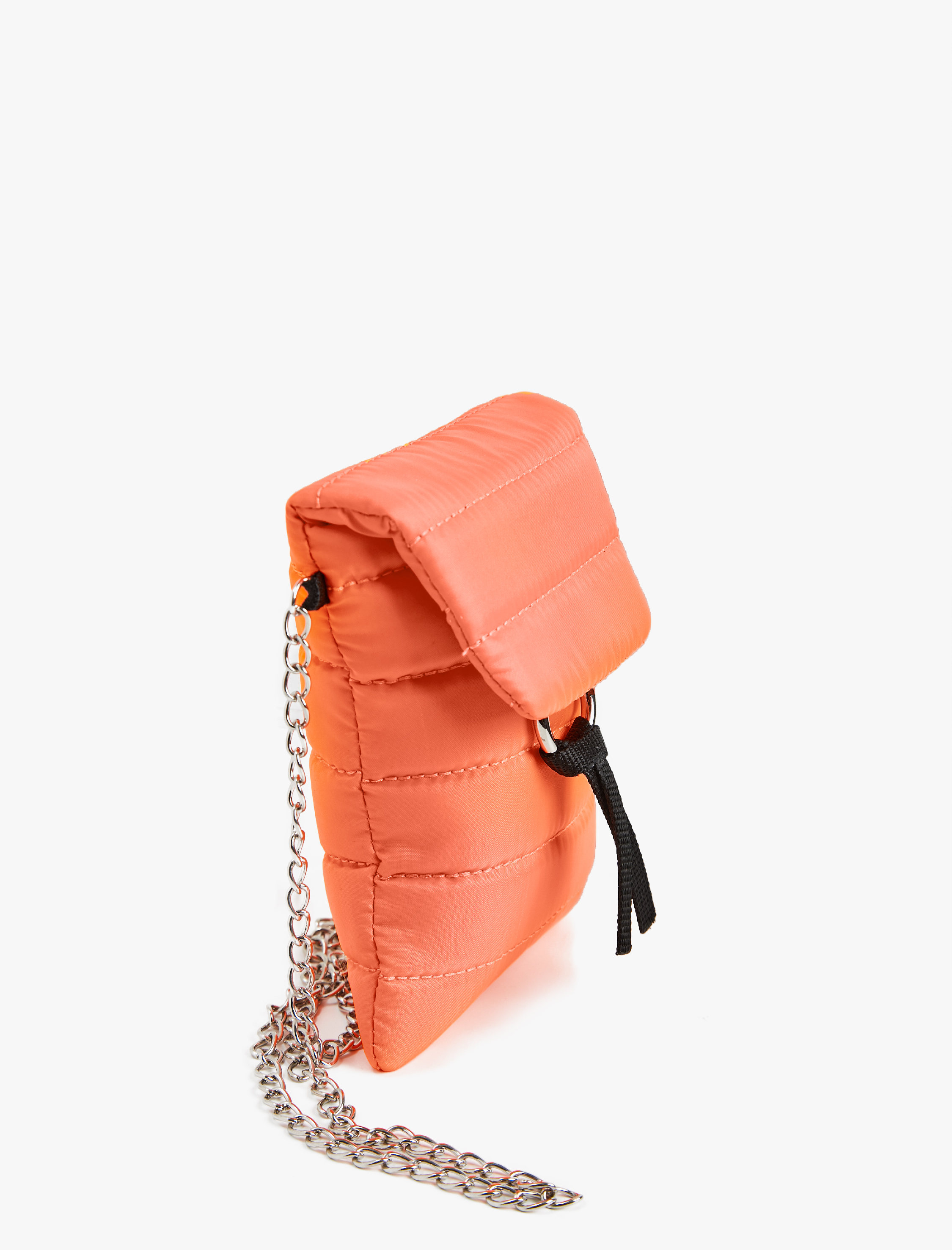  Kadın Zincir Detaylı Çanta