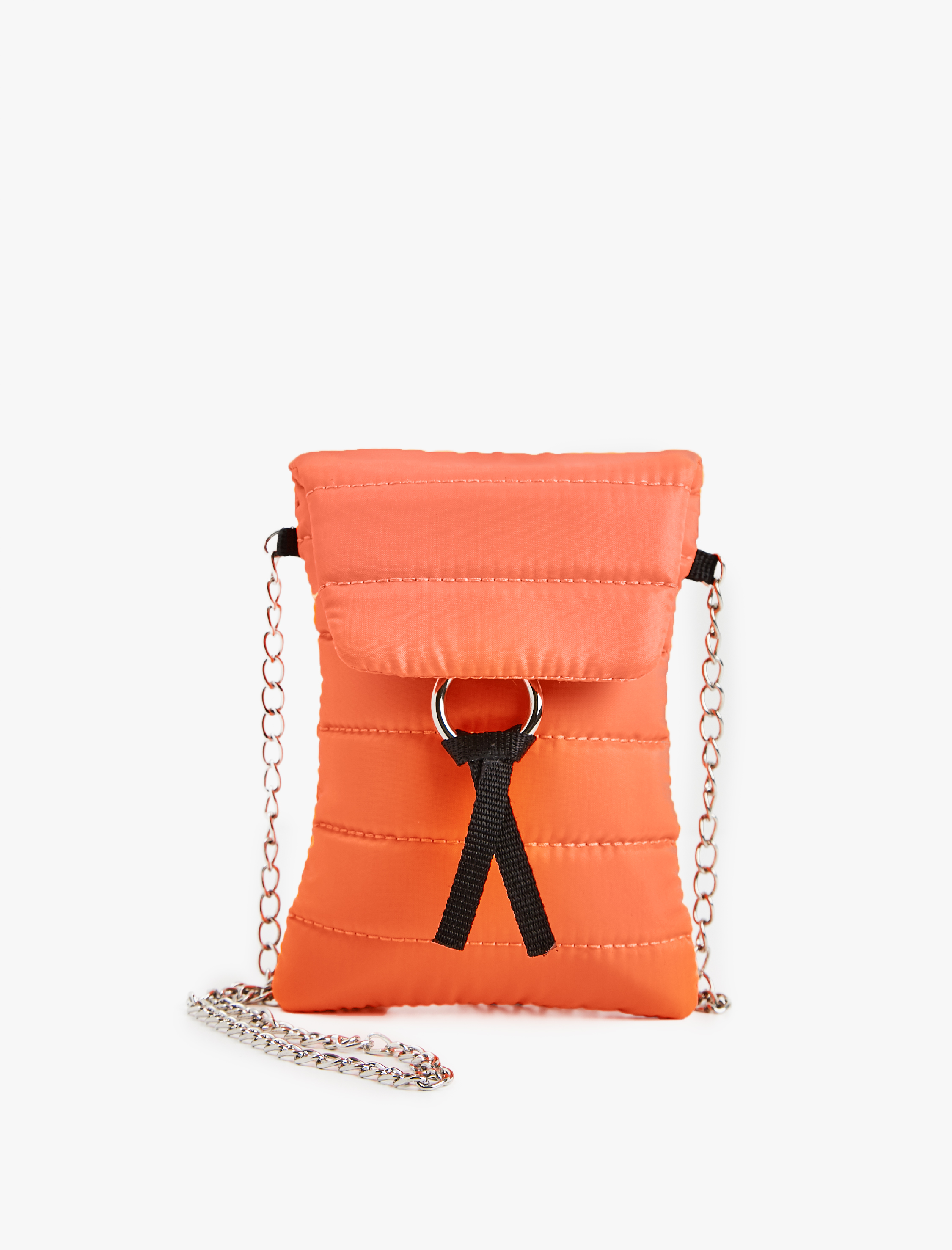  Kadın Zincir Detaylı Çanta