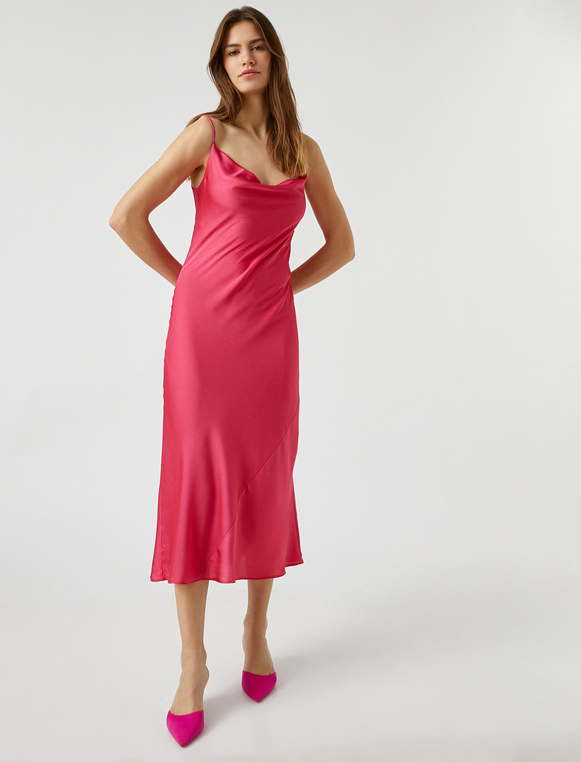   Midi Abiye Elbise Saten Askılı