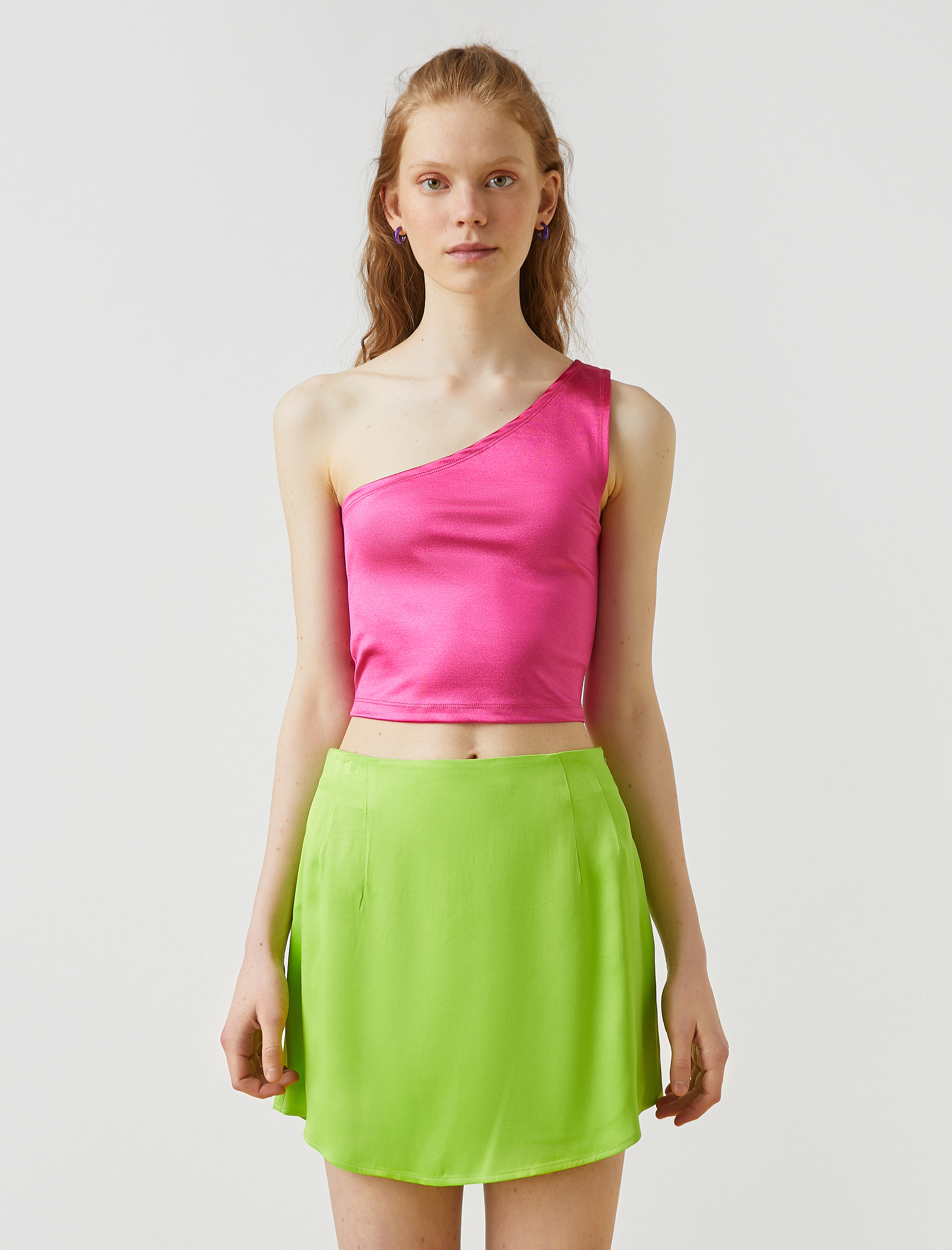   Tek Omuz Saten Crop Atlet