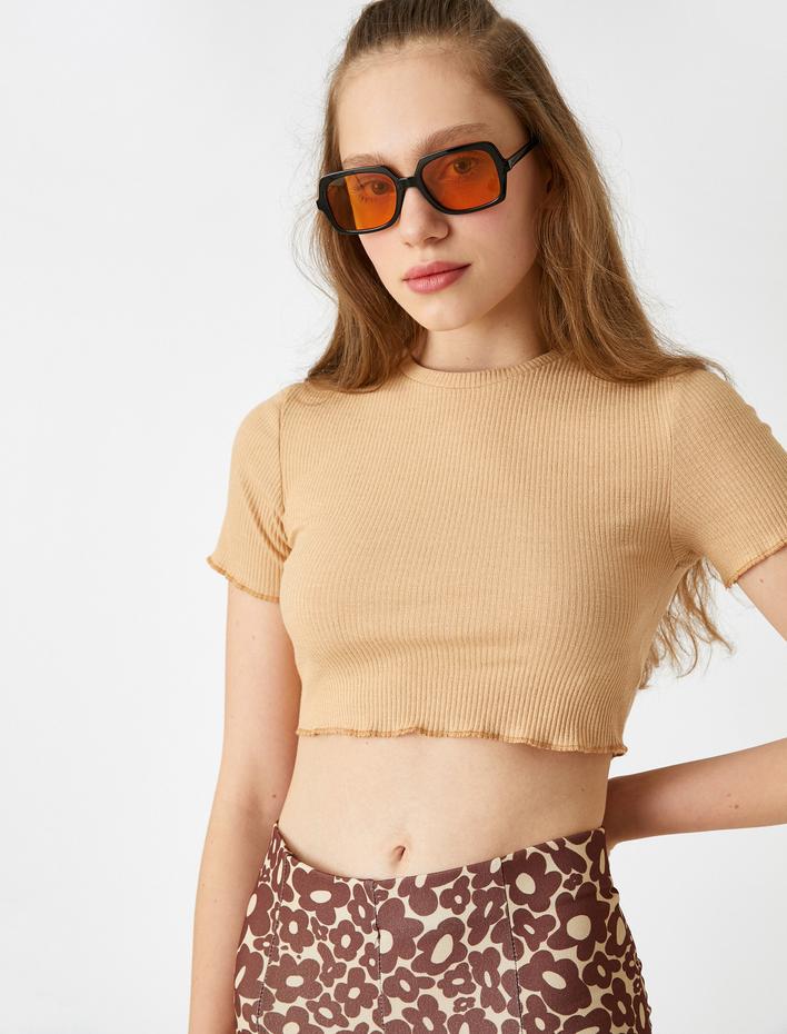  Crop Tişört Kısa Kollu