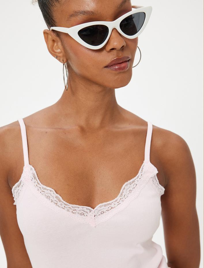  Dantel Detaylı Atlet V Yaka Kolsuz Slim Fit