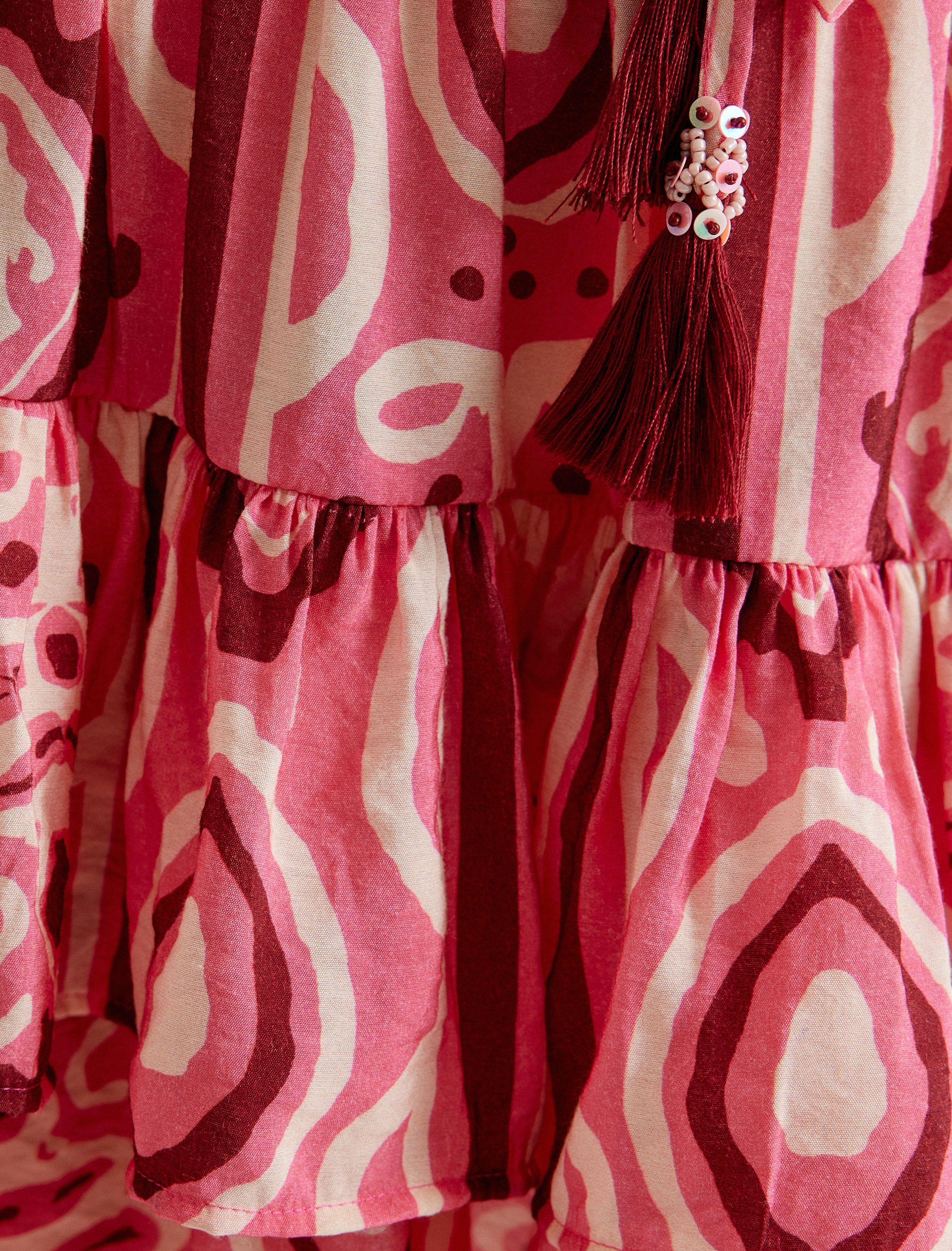   Koton X Melis Ağazat - Katlı Mini Etek Etnik Desenli Viskoz Kumaş Rahat Kalıp