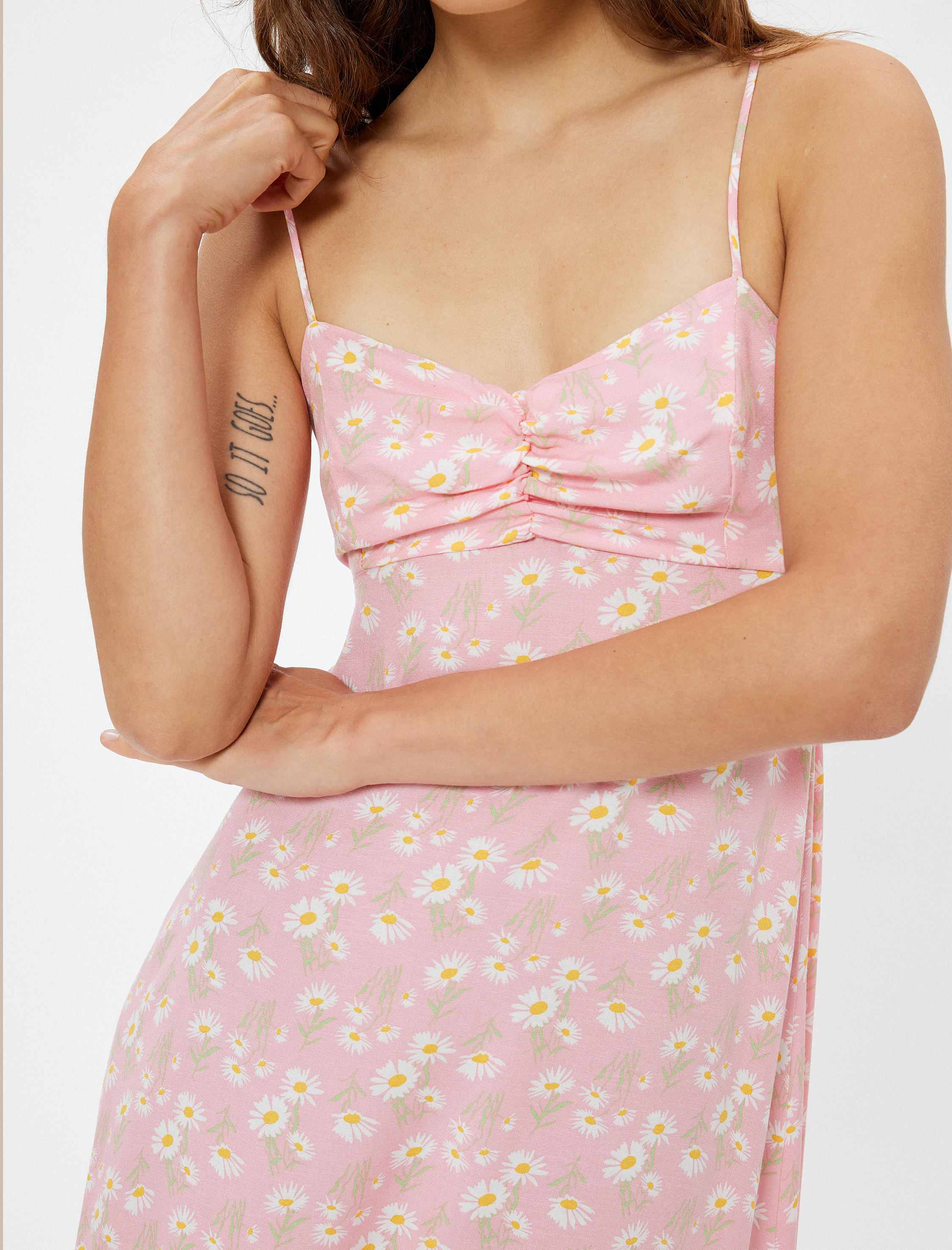   Keten Karışımlı Midi Boy Çiçekli Askılı Elbise Slim Fit Drape Detaylı