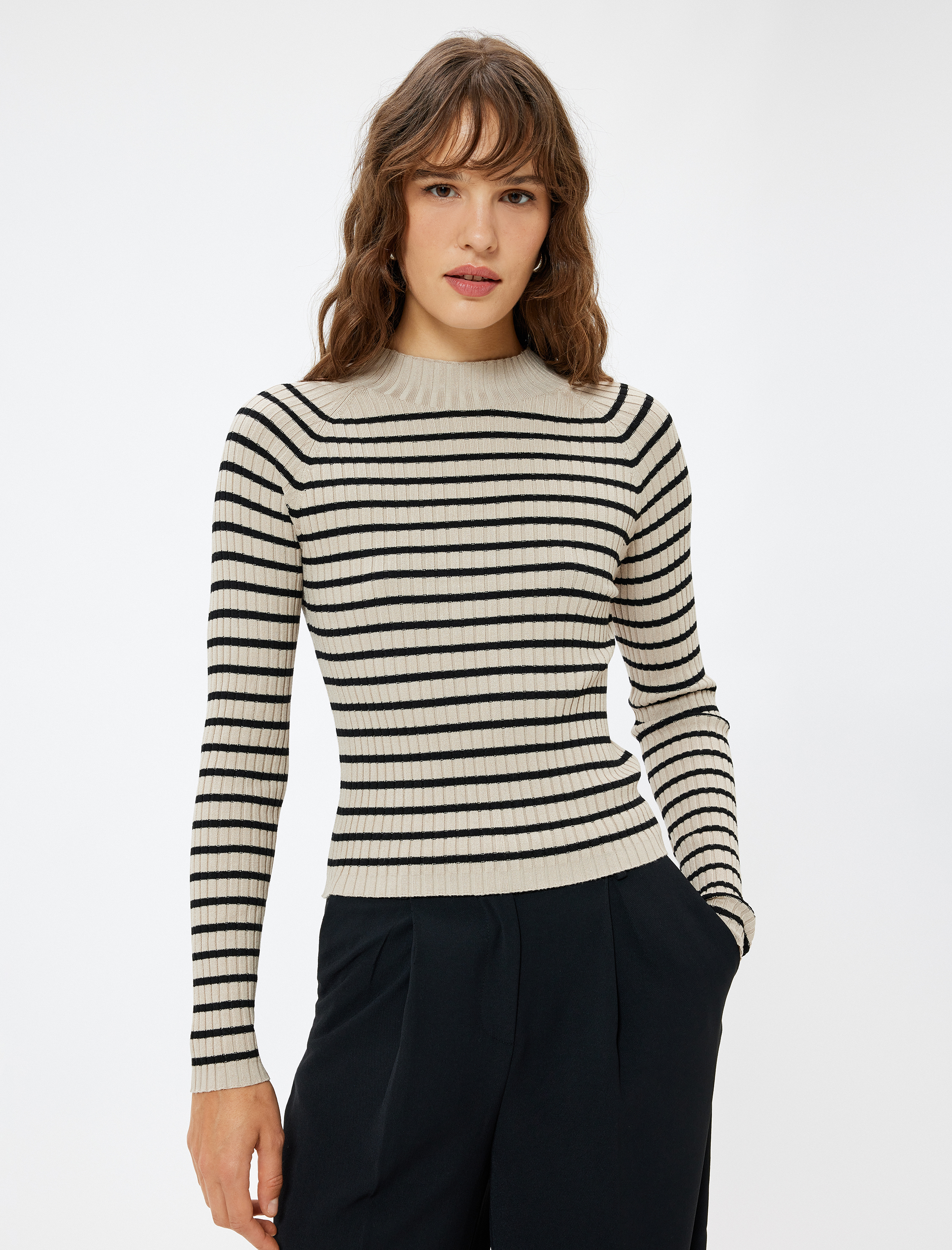   Triko Kazak Dik Yaka Dokulu Uzun Kollu Viskon Kumaş Karışımlı