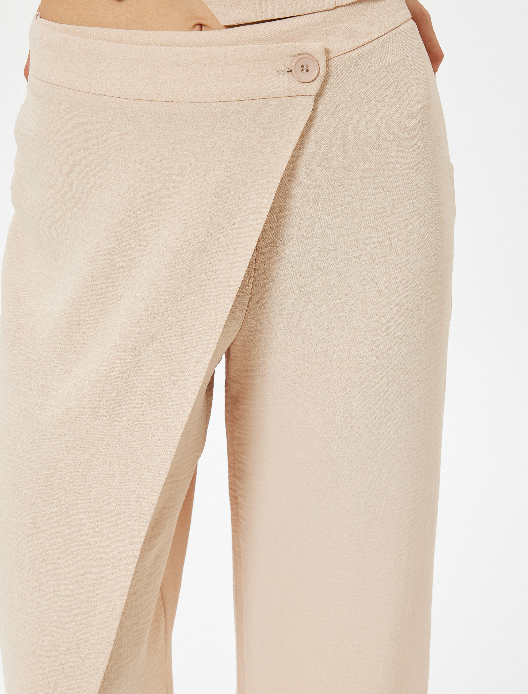   Kruvaze Detaylı Bol Paça Pantolon Aerobin Kumaş