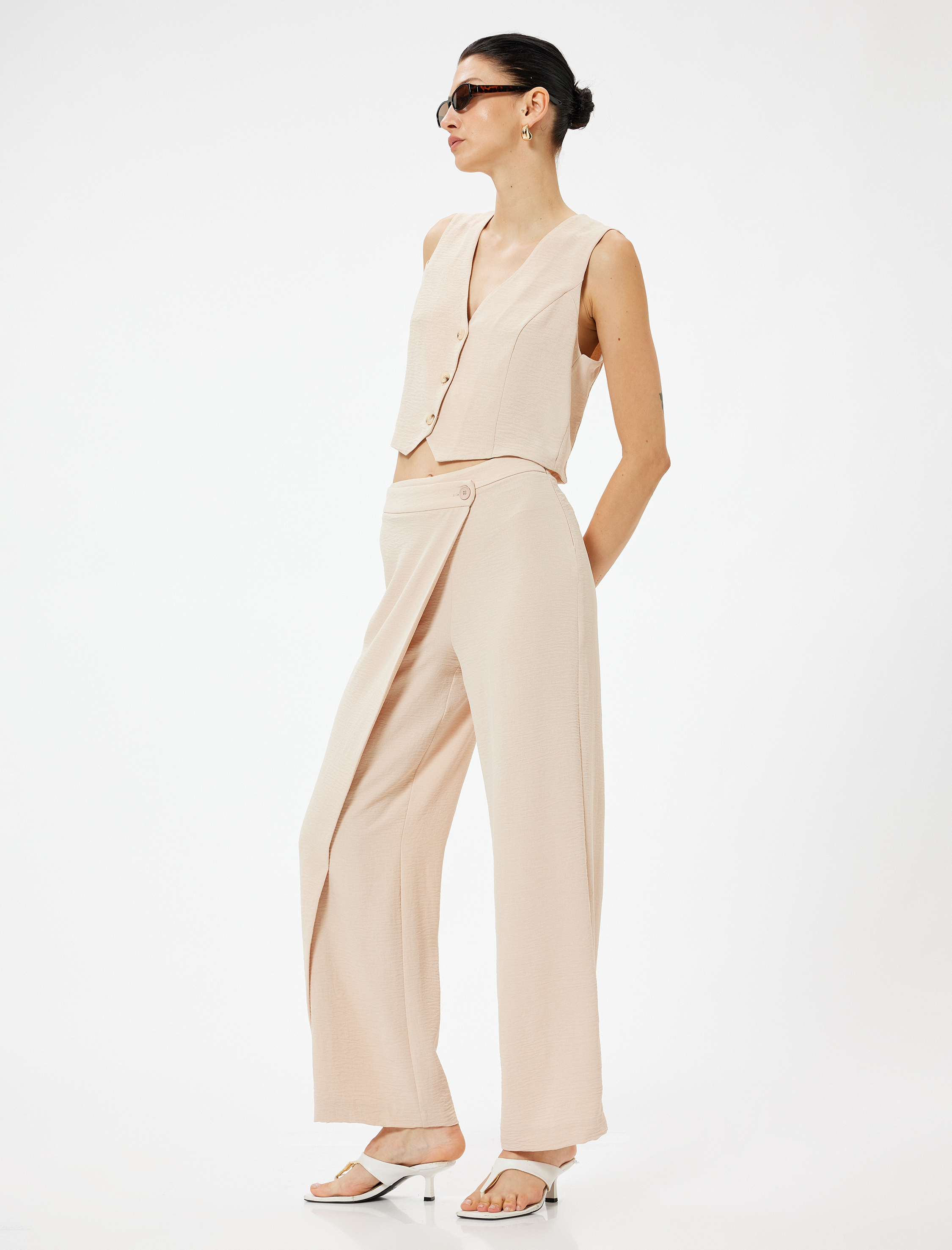   Kruvaze Detaylı Bol Paça Pantolon Aerobin Kumaş