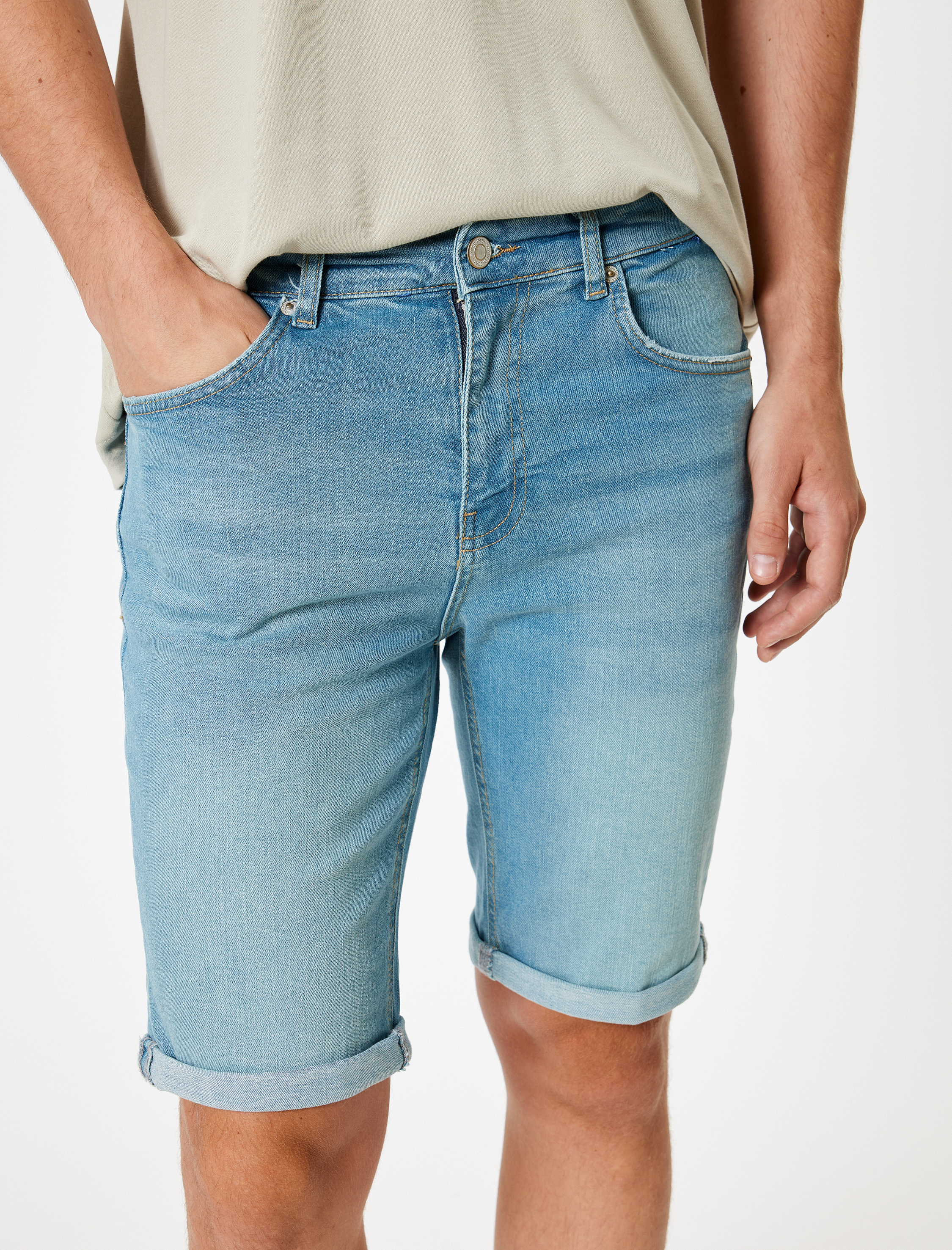 Slim Fit Kot Şort Bermuda Katlamalı Paça Cep Detaylı Pamuklu