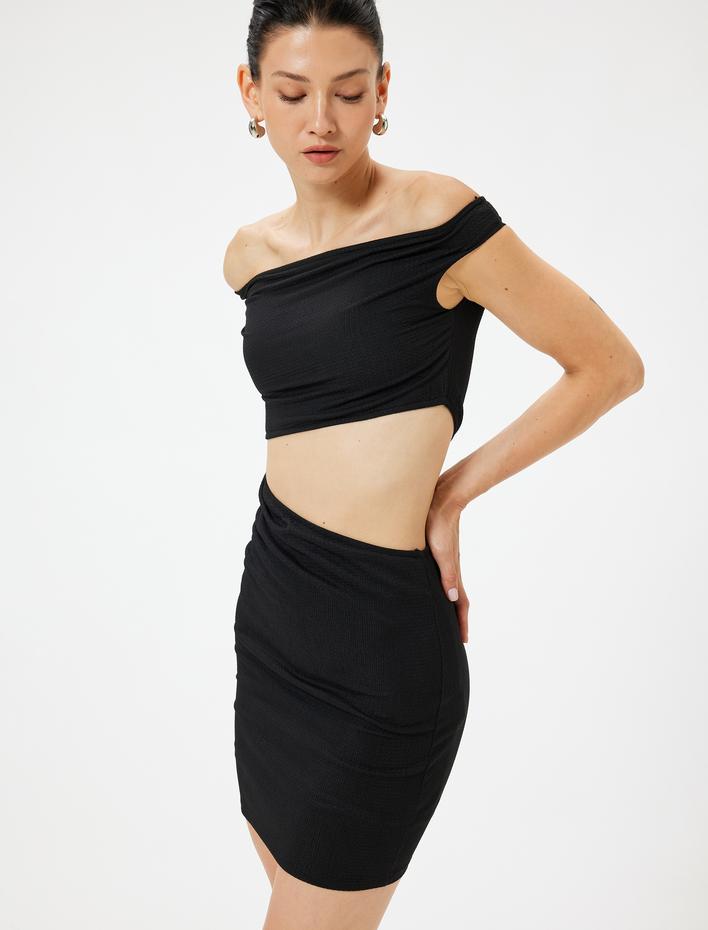  Omzu Açık Mini Elbise Pencere Detaylı Slim Fit