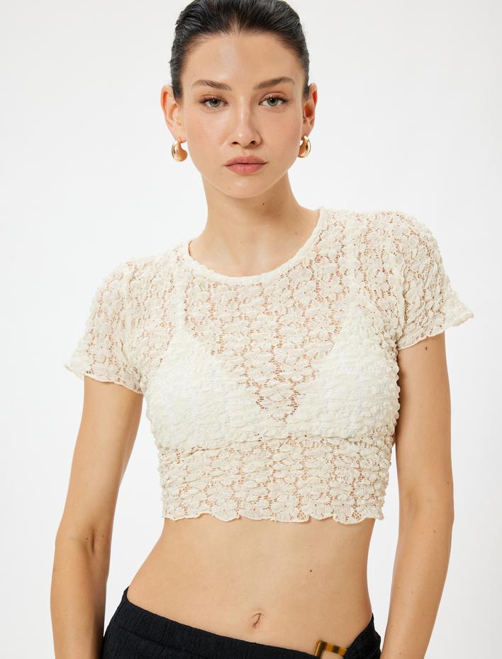  Koton X Melis Ağazat - Transparan Çiçekli Danteli Tişört Kısa Kolu Bisiklet Yaka