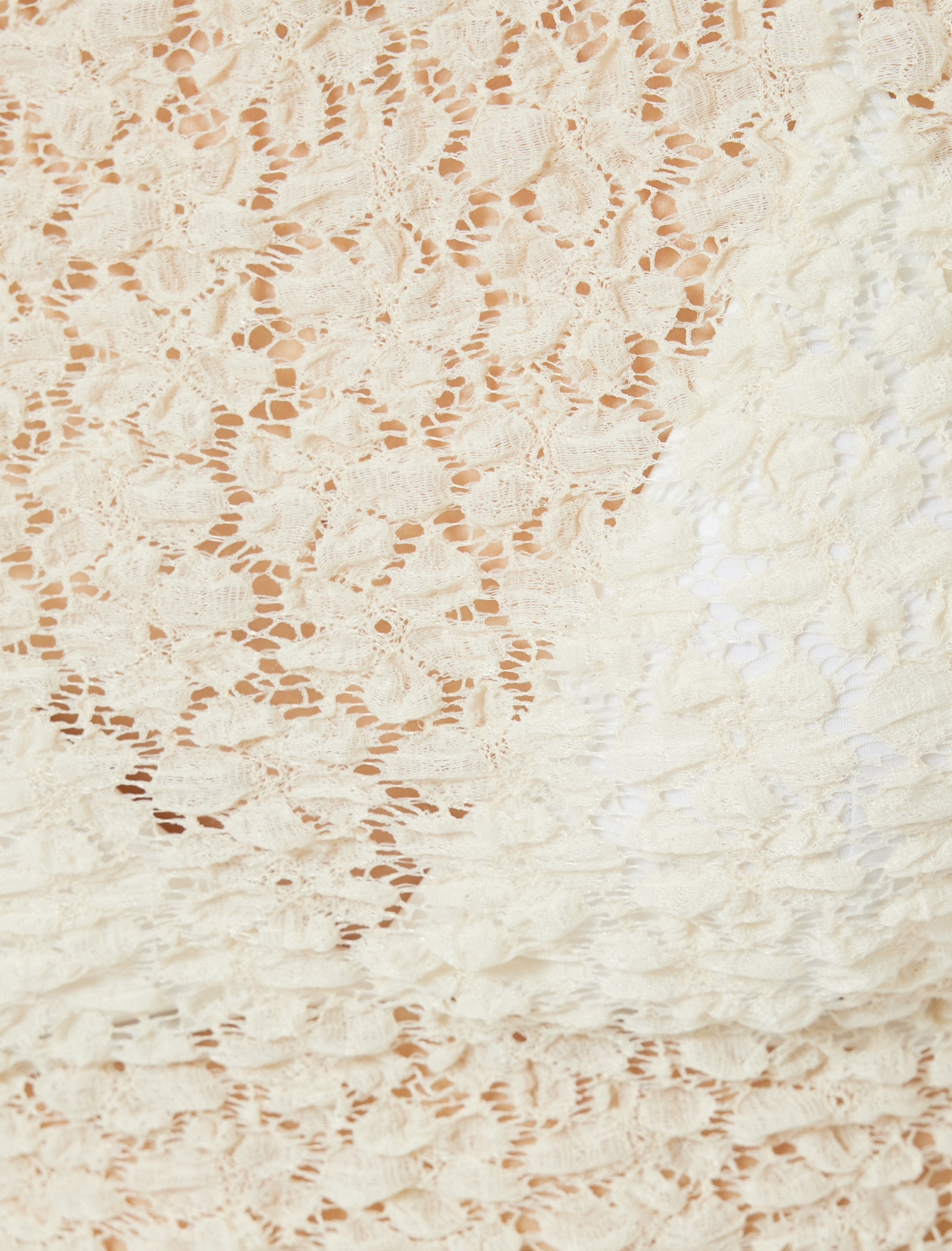   Koton X Melis Ağazat - Transparan Çiçekli Danteli Tişört Kısa Kolu Bisiklet Yaka