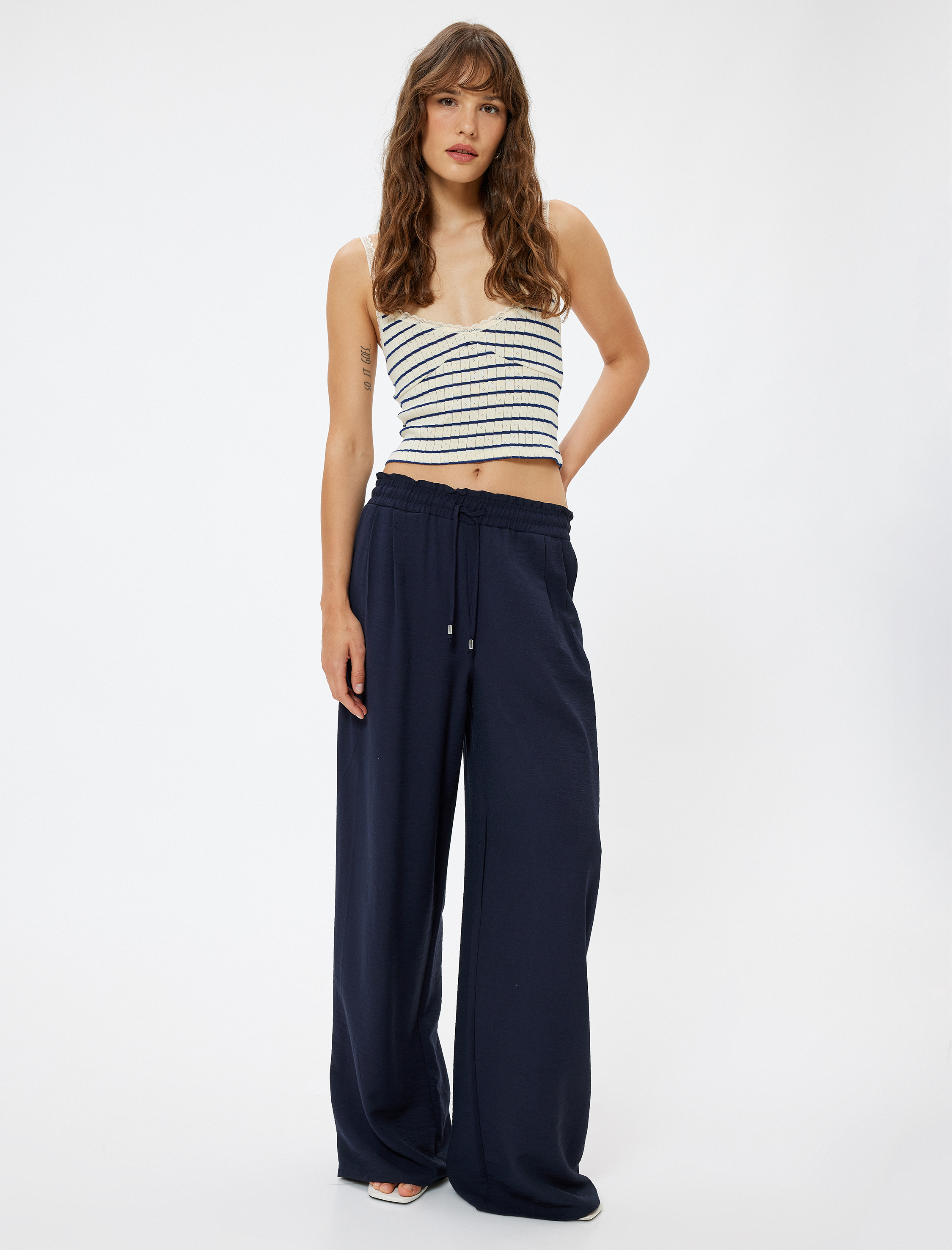   Viskon Bol Paça Pantolon Beli Lastikli Bağlamalı Rahat Kalıp