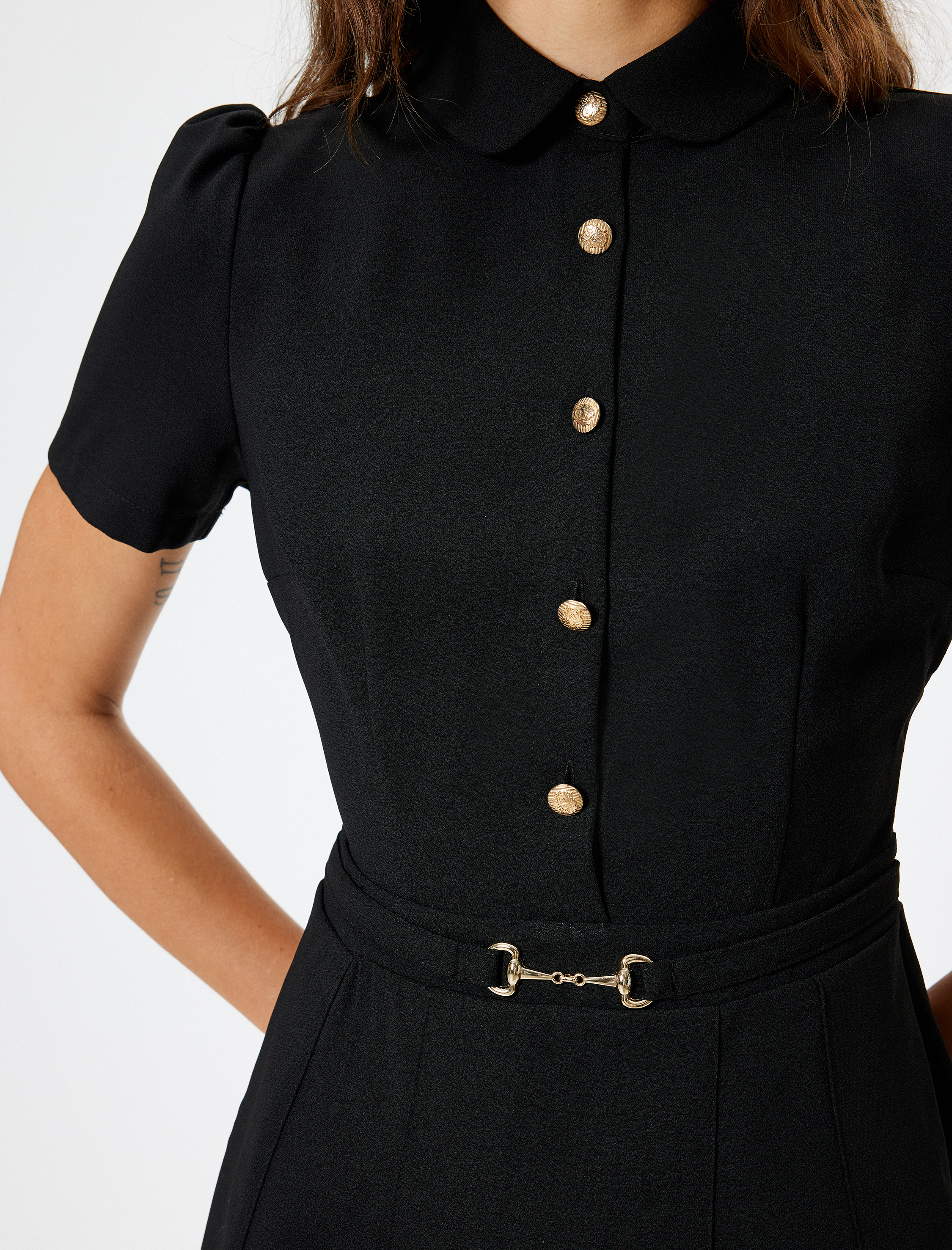 Pileli Kısa Kollu Mini Elbise A Kesim Gömlek Yaka Düğmeli Kemer Detaylı