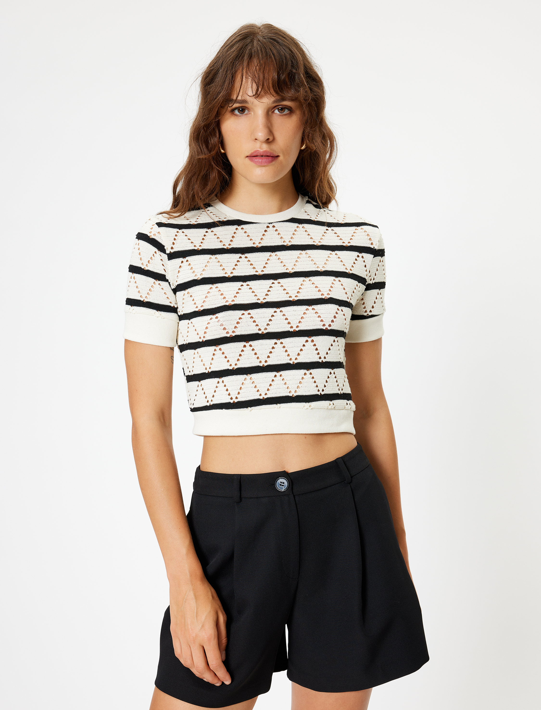   Ajurlu Kroşe Crop Tişört Kısa Kollu Bisiklet Yaka