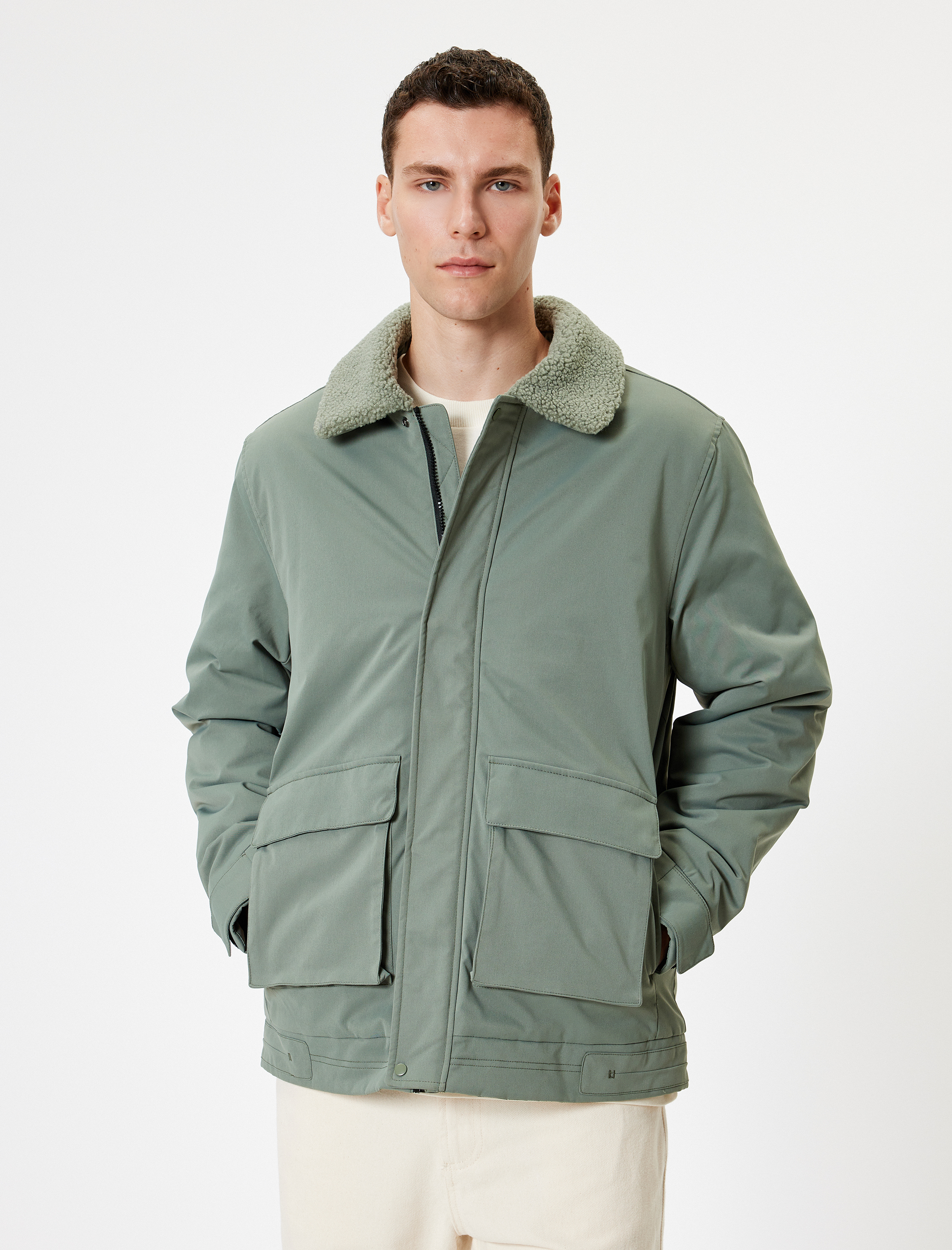   Slim Fit Fermuarlı Peluş Yaka Ceket