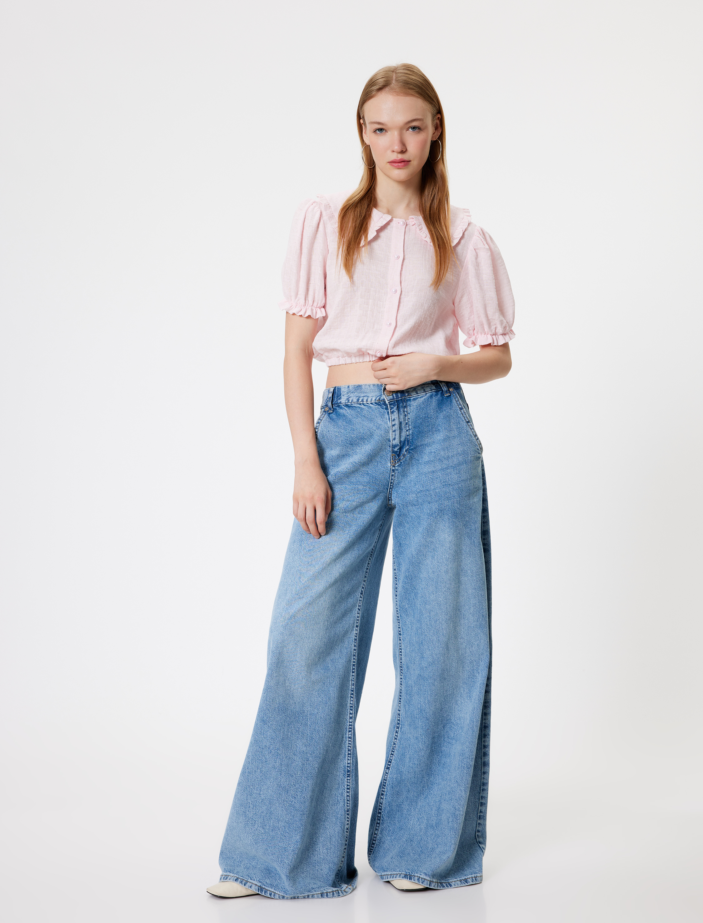   Balon Kol Crop Bluz Geniş Bebe Yaka Düğmeli Pamuklu