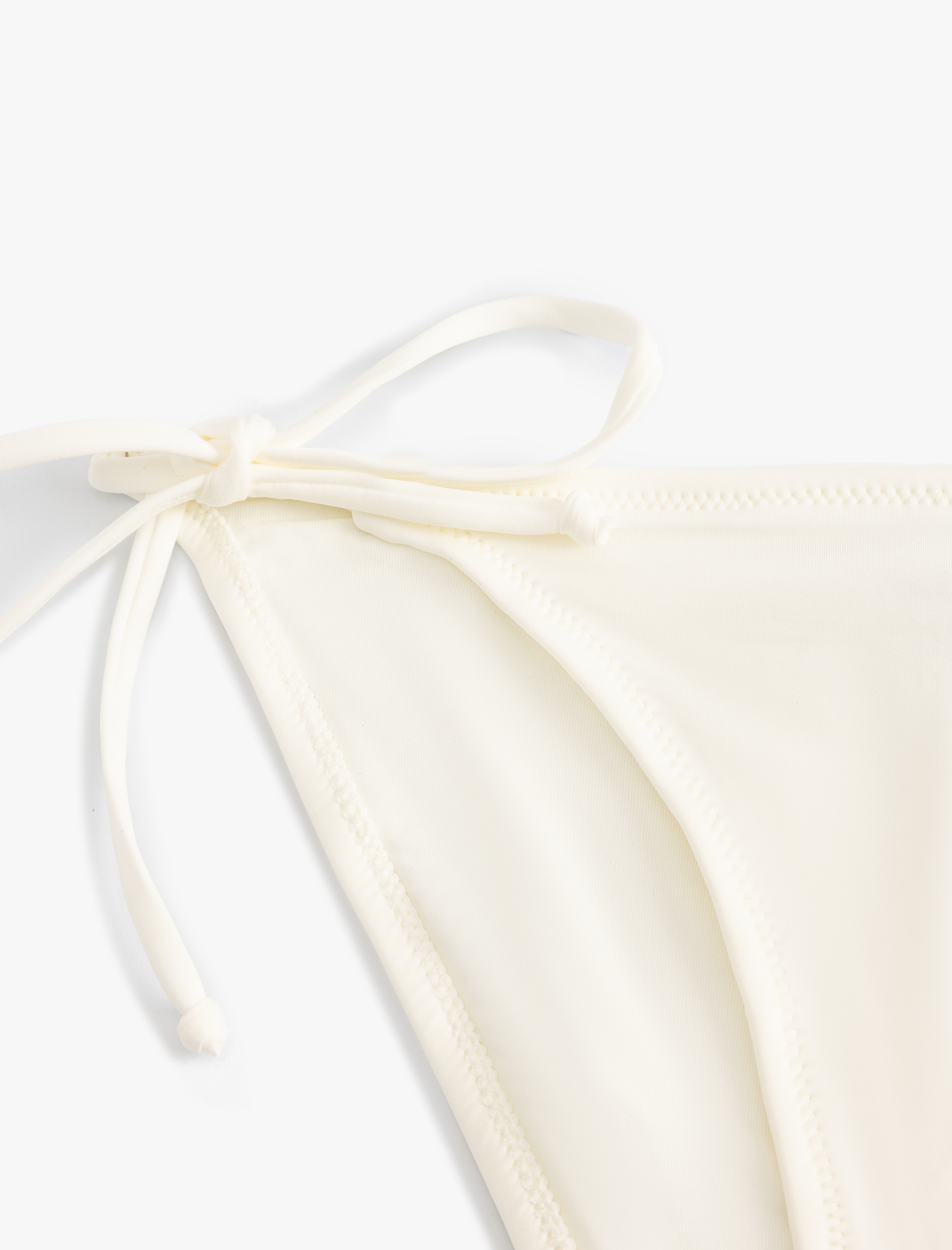   Koton X Sibil Çetinkaya - İpli Bikini Altı Yanları Bağlamalı