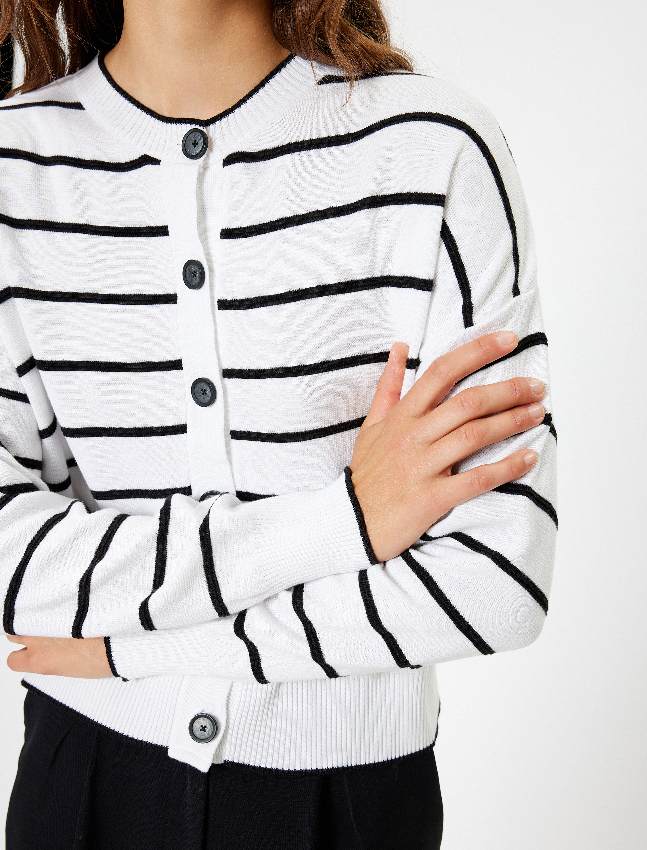   Uzun Kollu Pamuk Karışımlı Bisiklet Yaka Düğmeli Çizgili Hırka