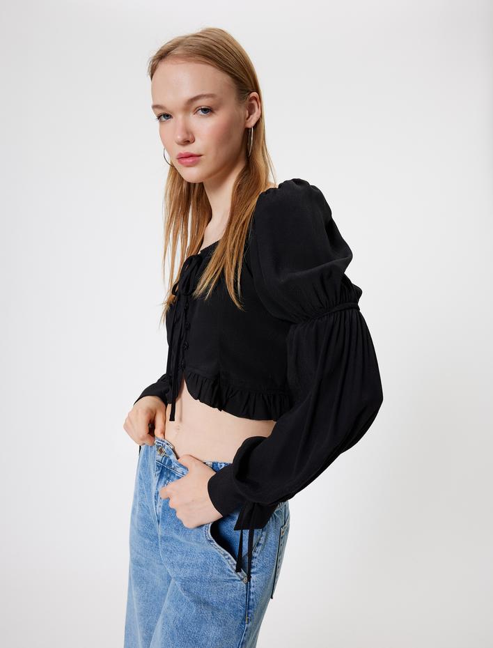  Balon Kol Kare Yaka Crop Bluz Bağlama Detaylı